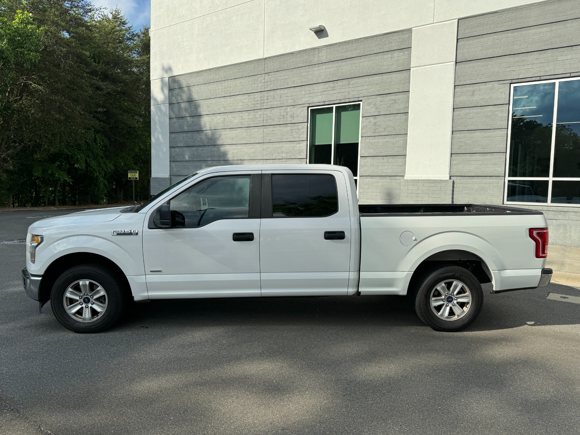 Used 2017 Ford F-150 XL for sale Sold at Formula Imports in Charlotte NC 28227 6
