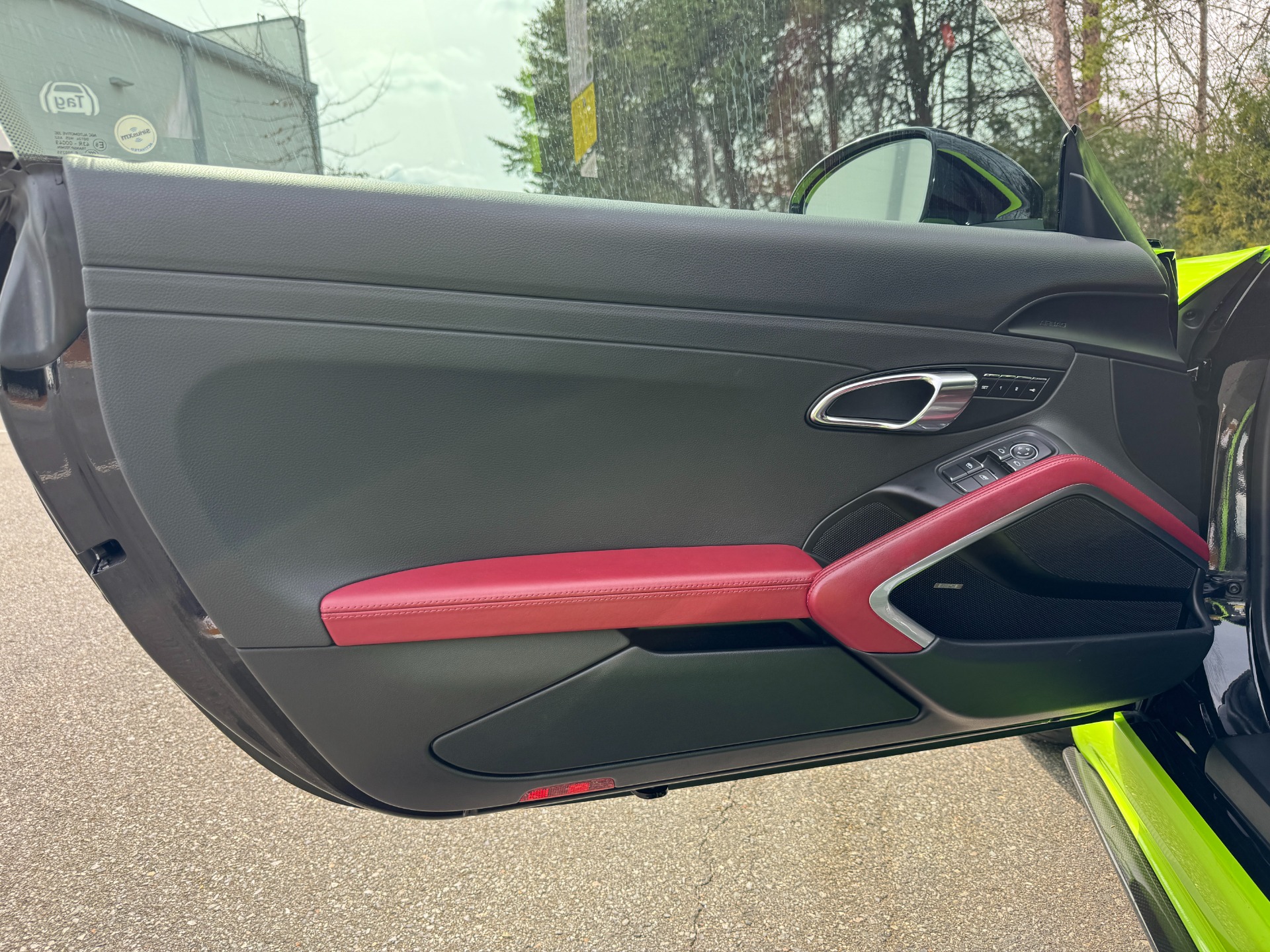 Used 2017 Porsche 718 Cayman S PREMIUM PKG / BOSE SOUND / ACTIVE SUSPENSION / POWER SPORT SEATS / SPORT CH for sale Sold at Formula Imports in Charlotte NC 28227 28