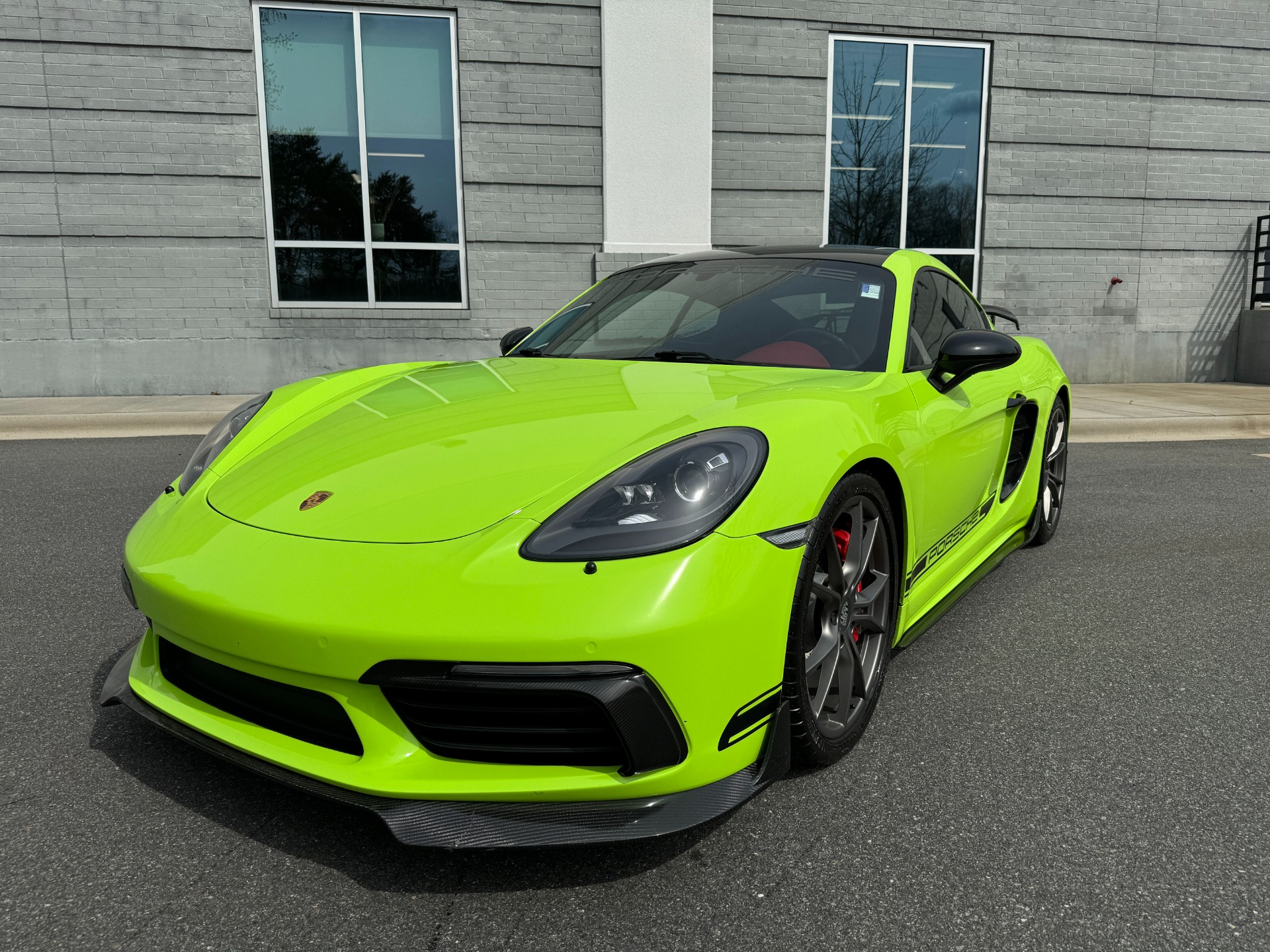 Used 2017 Porsche 718 Cayman S PREMIUM PKG / BOSE SOUND / ACTIVE SUSPENSION / POWER SPORT SEATS / SPORT CH for sale Sold at Formula Imports in Charlotte NC 28227 3