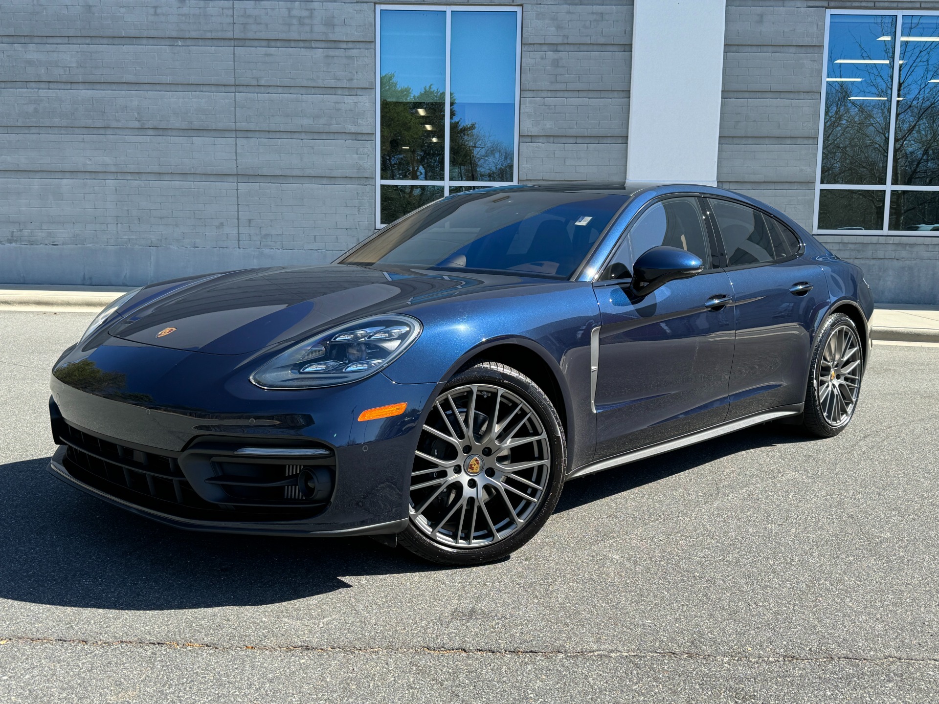 Used 2022 Porsche Panamera Platinum Edition for sale Sold at Formula Imports in Charlotte NC 28227 1