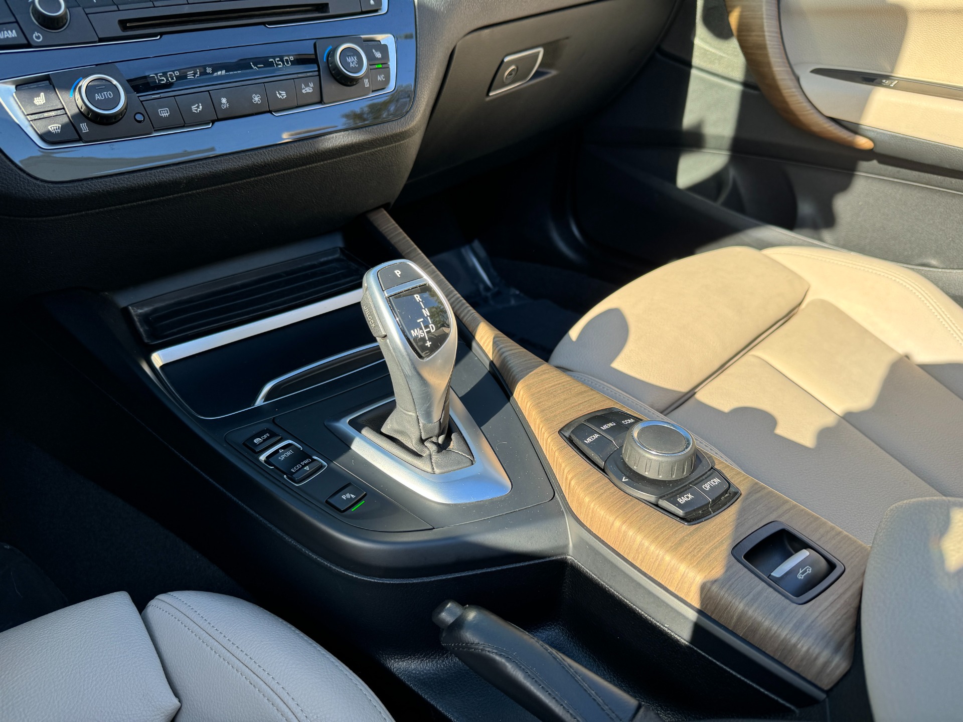 Used 2018 BMW 2 Series 230i PREMIUM PKG / LUXURY PKG for sale Sold at Formula Imports in Charlotte NC 28227 35