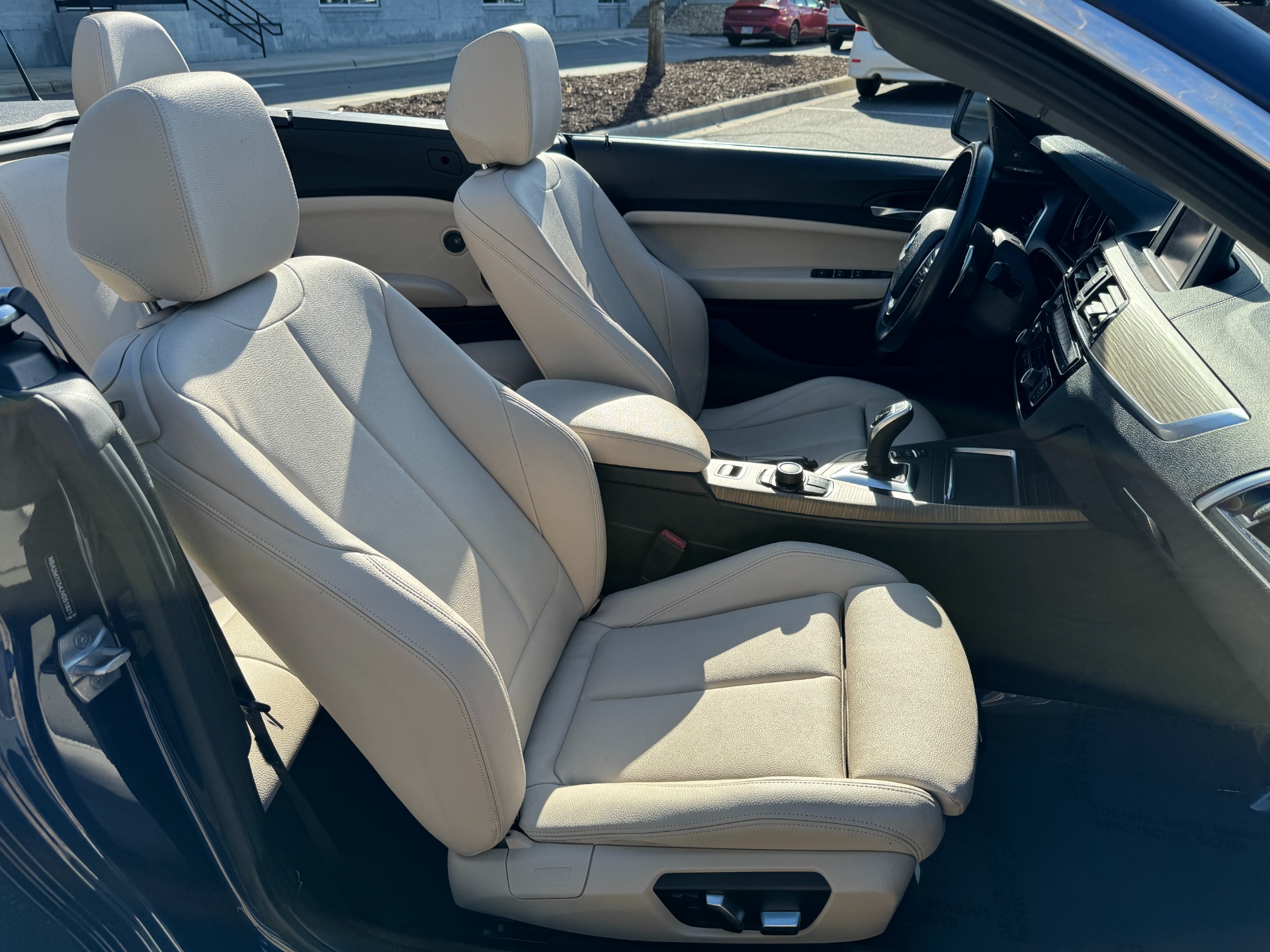 Used 2018 BMW 2 Series 230i PREMIUM PKG / LUXURY PKG for sale Sold at Formula Imports in Charlotte NC 28227 39