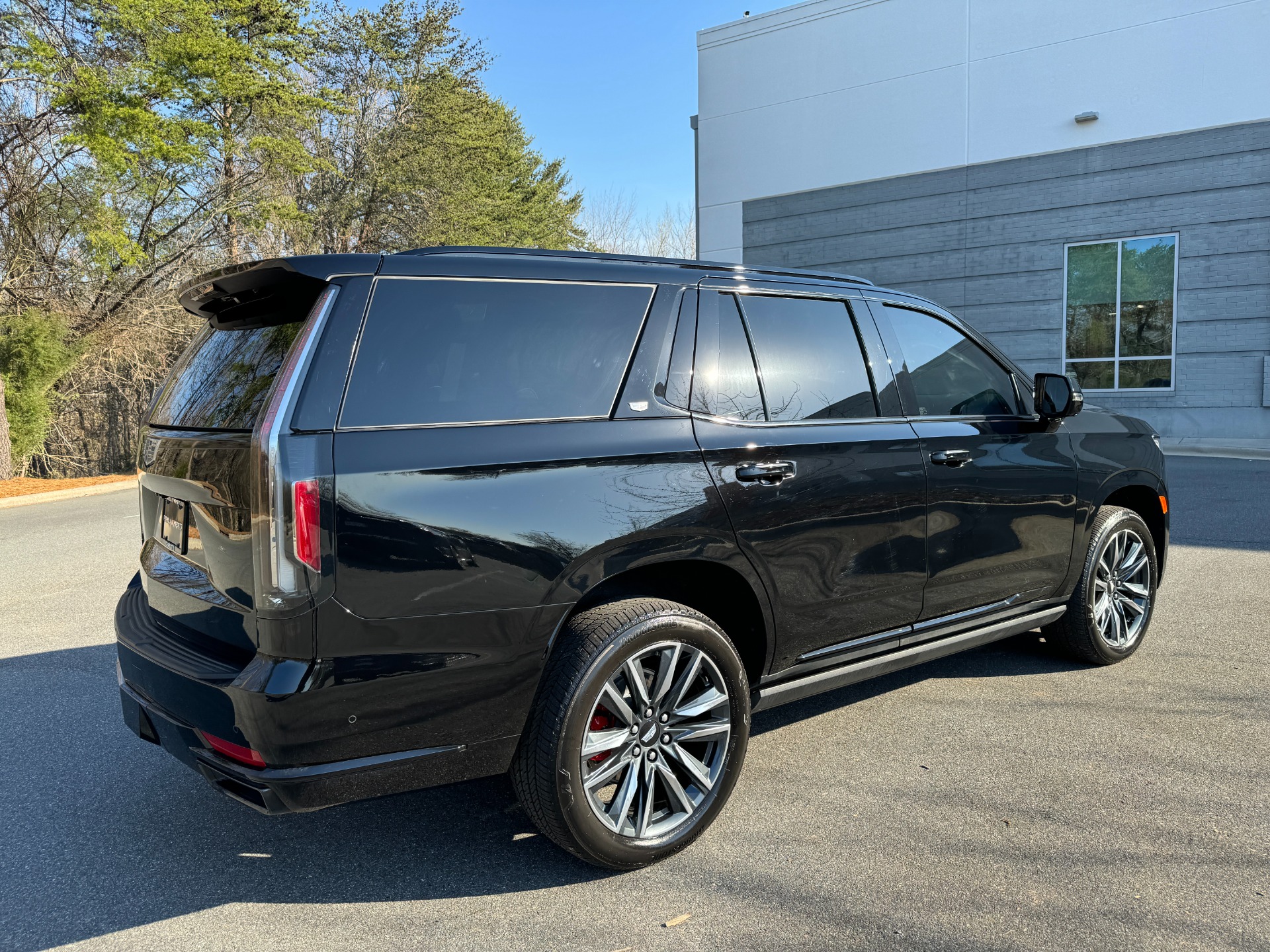 Used 2023 Cadillac Escalade 4WD Sport Platinum BREMBO BRAKES / PLATINUM EDITION / CONSOLE REFRIGERATOR for sale Sold at Formula Imports in Charlotte NC 28227 12