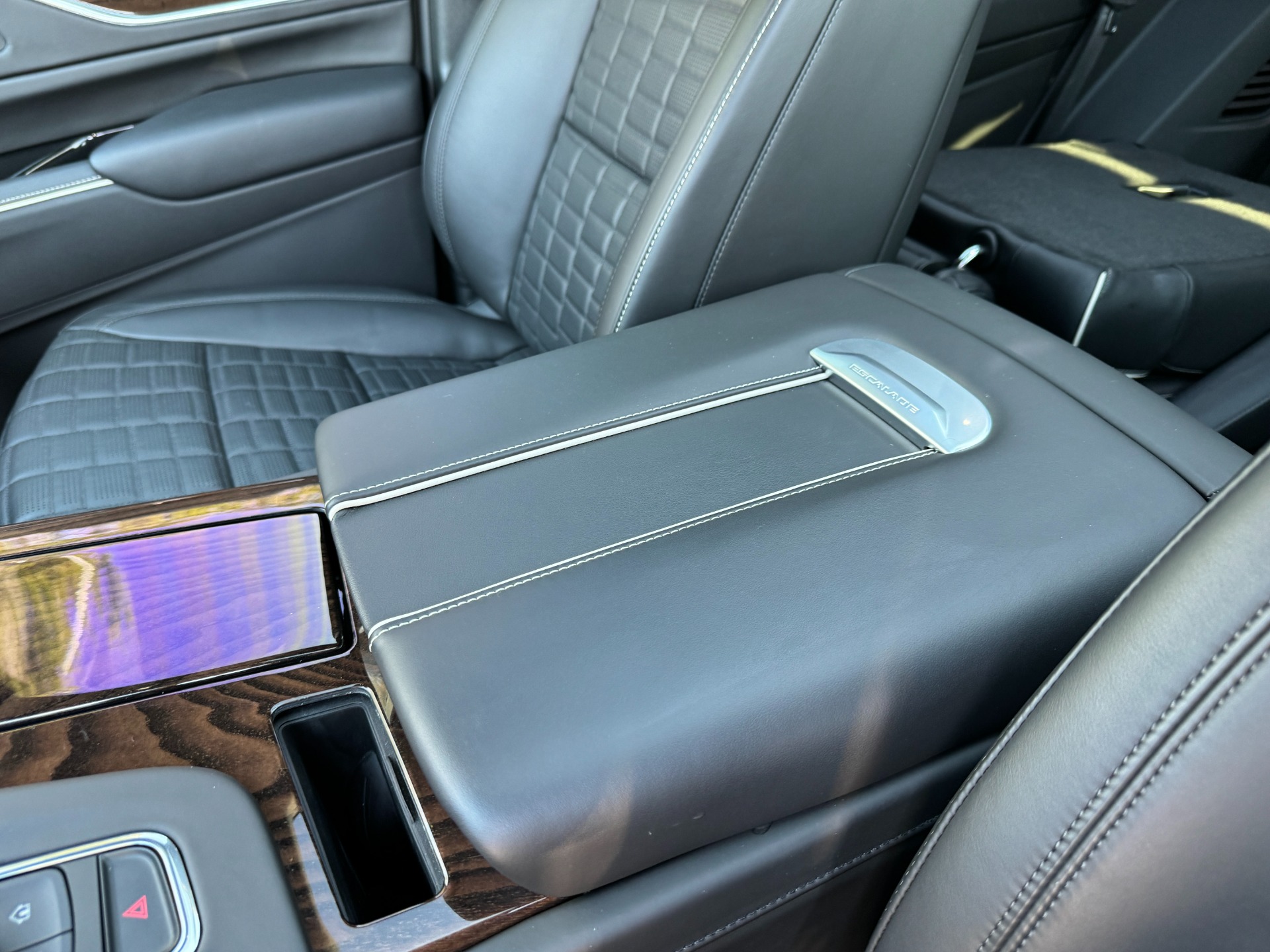 Used 2023 Cadillac Escalade 4WD Sport Platinum BREMBO BRAKES / PLATINUM EDITION / CONSOLE REFRIGERATOR for sale Sold at Formula Imports in Charlotte NC 28227 38