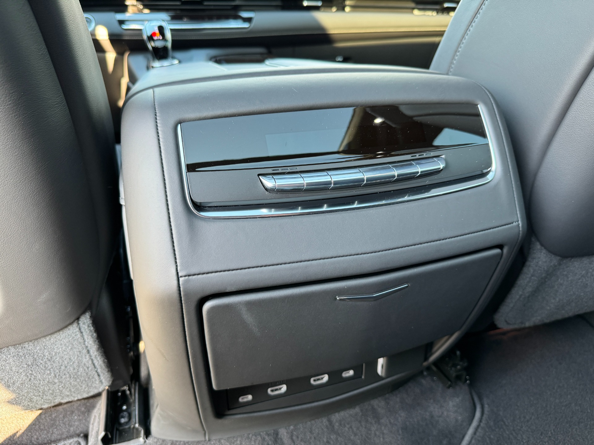 Used 2023 Cadillac Escalade 4WD Sport Platinum BREMBO BRAKES / PLATINUM EDITION / CONSOLE REFRIGERATOR for sale Sold at Formula Imports in Charlotte NC 28227 47