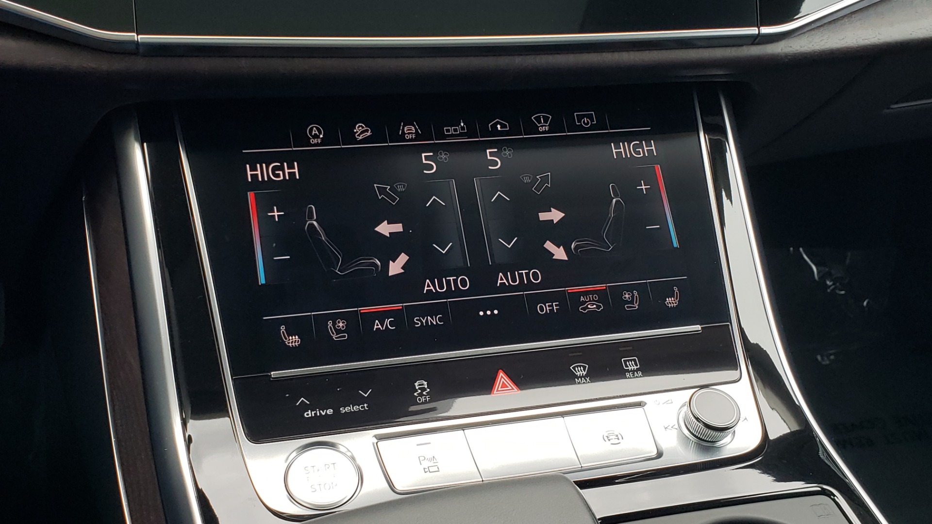 Used 2019 Audi Q8 PRESTIGE 3.0 / NAV / SUNROOF / BO SND / COLD WTHR / REARVIEW for sale Sold at Formula Imports in Charlotte NC 28227 52