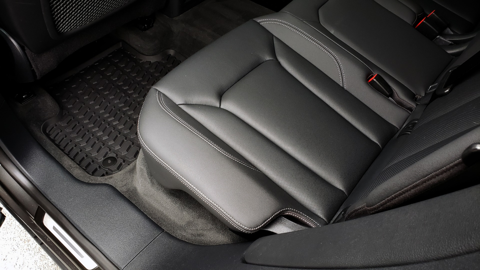 Used 2019 Audi Q8 PRESTIGE 3.0 / NAV / SUNROOF / BO SND / COLD WTHR / REARVIEW for sale Sold at Formula Imports in Charlotte NC 28227 65