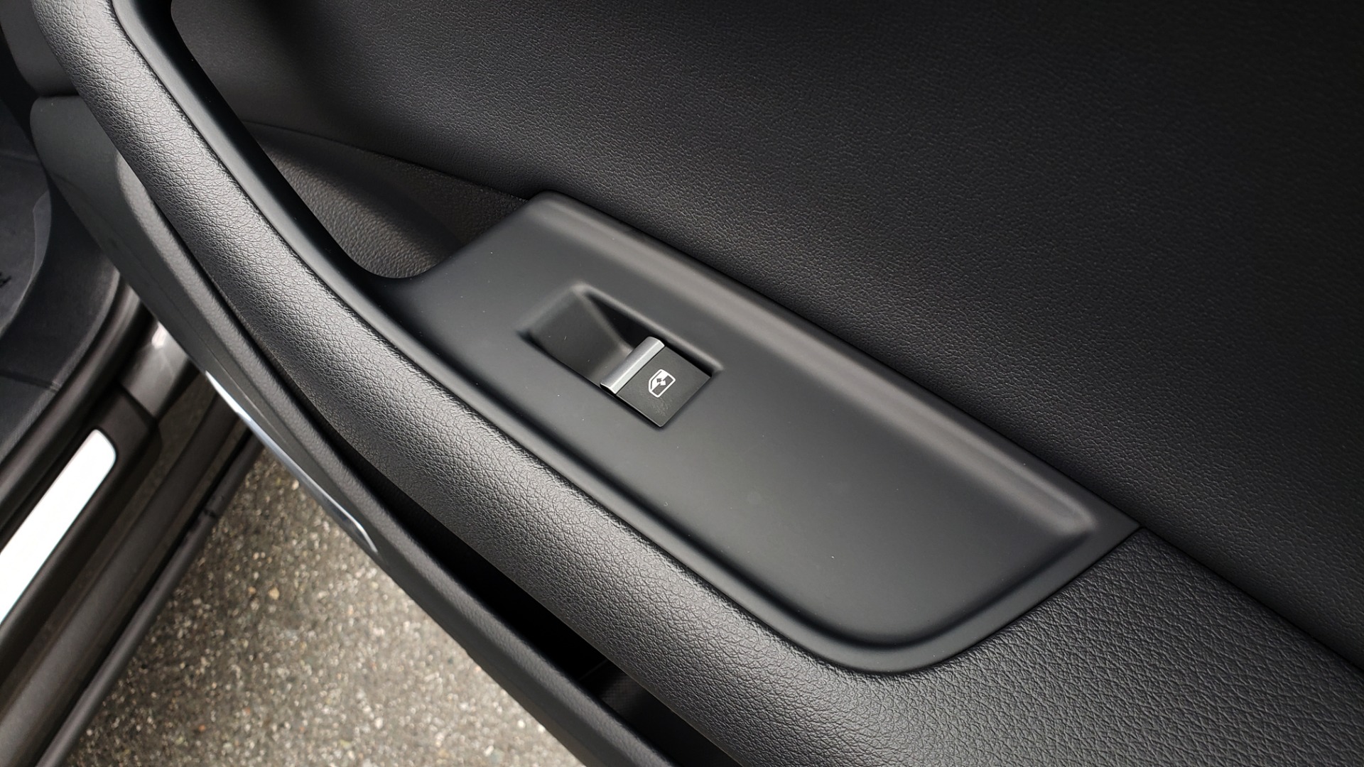 Used 2019 Audi Q8 PRESTIGE 3.0 / NAV / SUNROOF / BO SND / COLD WTHR / REARVIEW for sale Sold at Formula Imports in Charlotte NC 28227 71