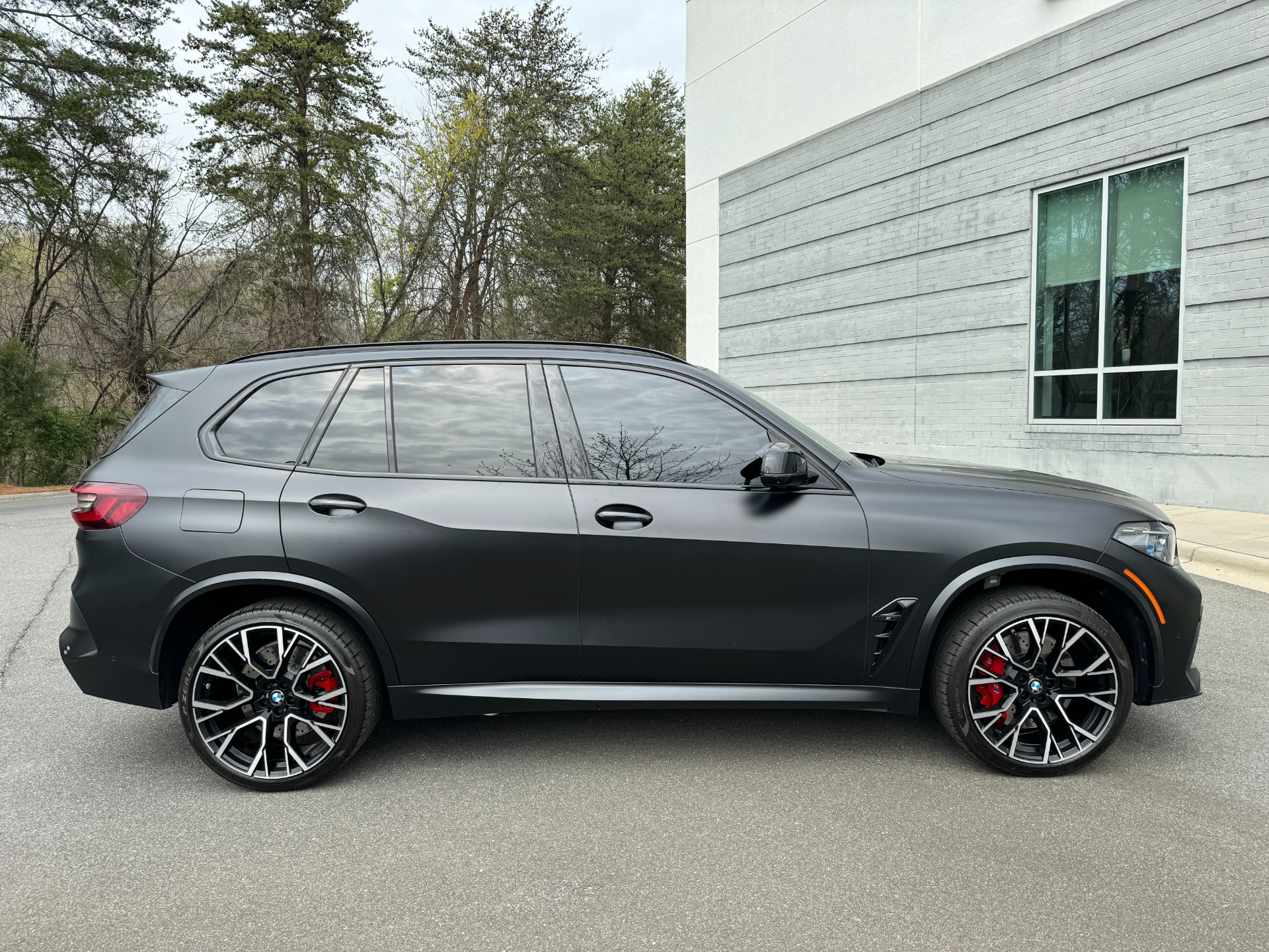 Used 2022 BMW X5 M COMPETITION PKG 2 / EXECUTIVE PKG / DRIVING ASSISTANCE PROFESSIONAL PKG for sale Sold at Formula Imports in Charlotte NC 28227 15