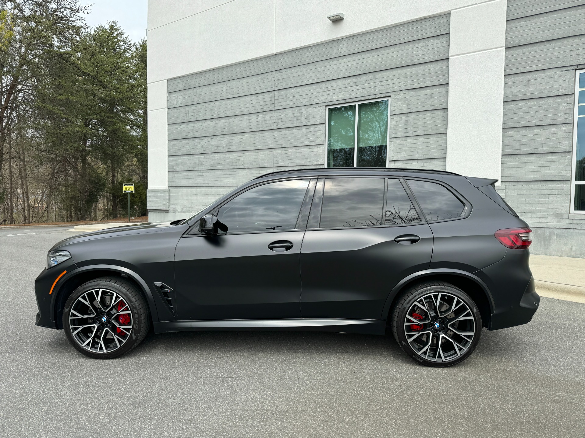 Used 2022 BMW X5 M COMPETITION PKG 2 / EXECUTIVE PKG / DRIVING ASSISTANCE PROFESSIONAL PKG for sale Sold at Formula Imports in Charlotte NC 28227 6