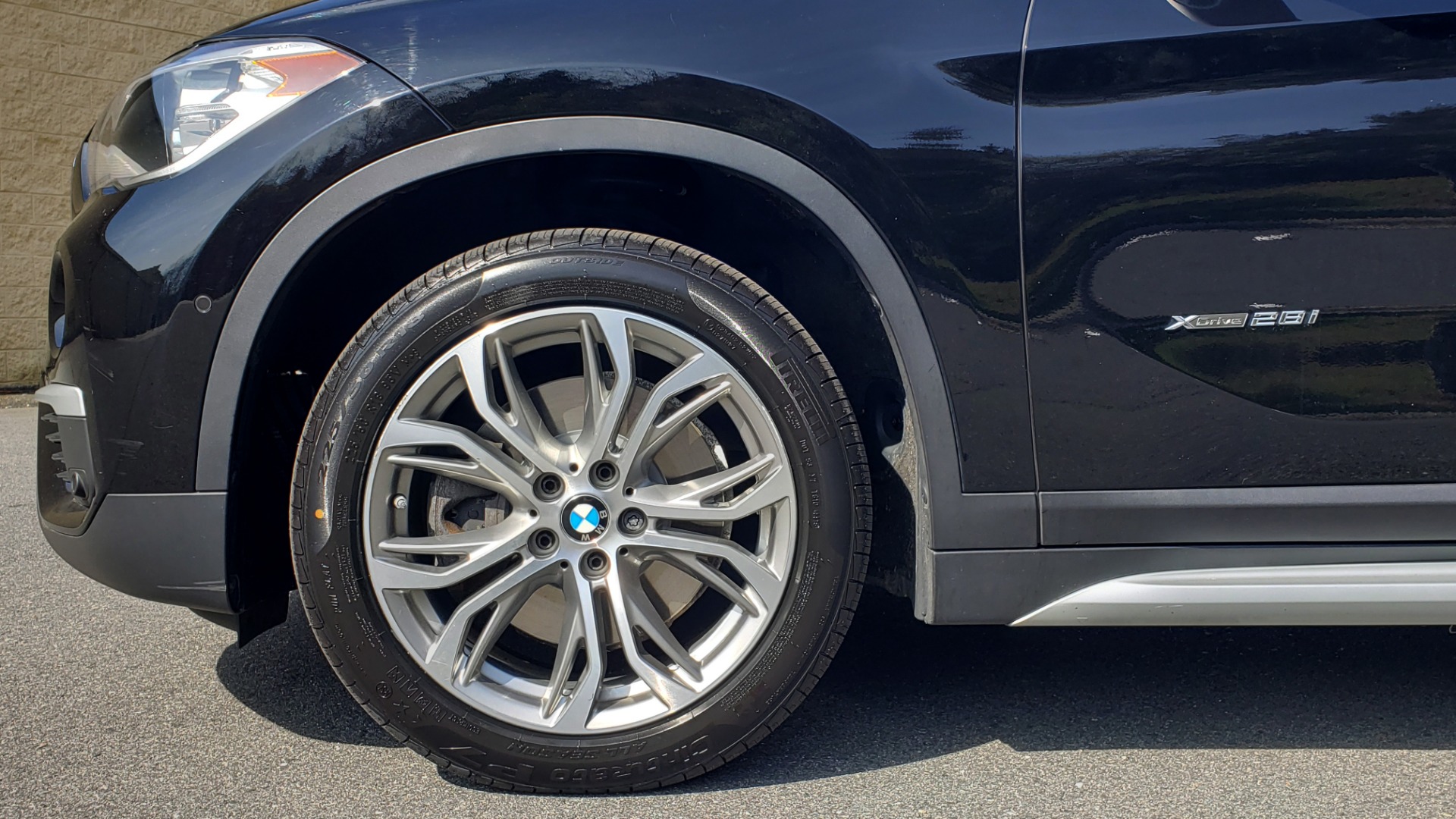 Used 2017 BMW X1 XDRIVE28I / COLD WTHR / DRIVER ASST / REARVIEW / PARK ASST for sale Sold at Formula Imports in Charlotte NC 28227 10