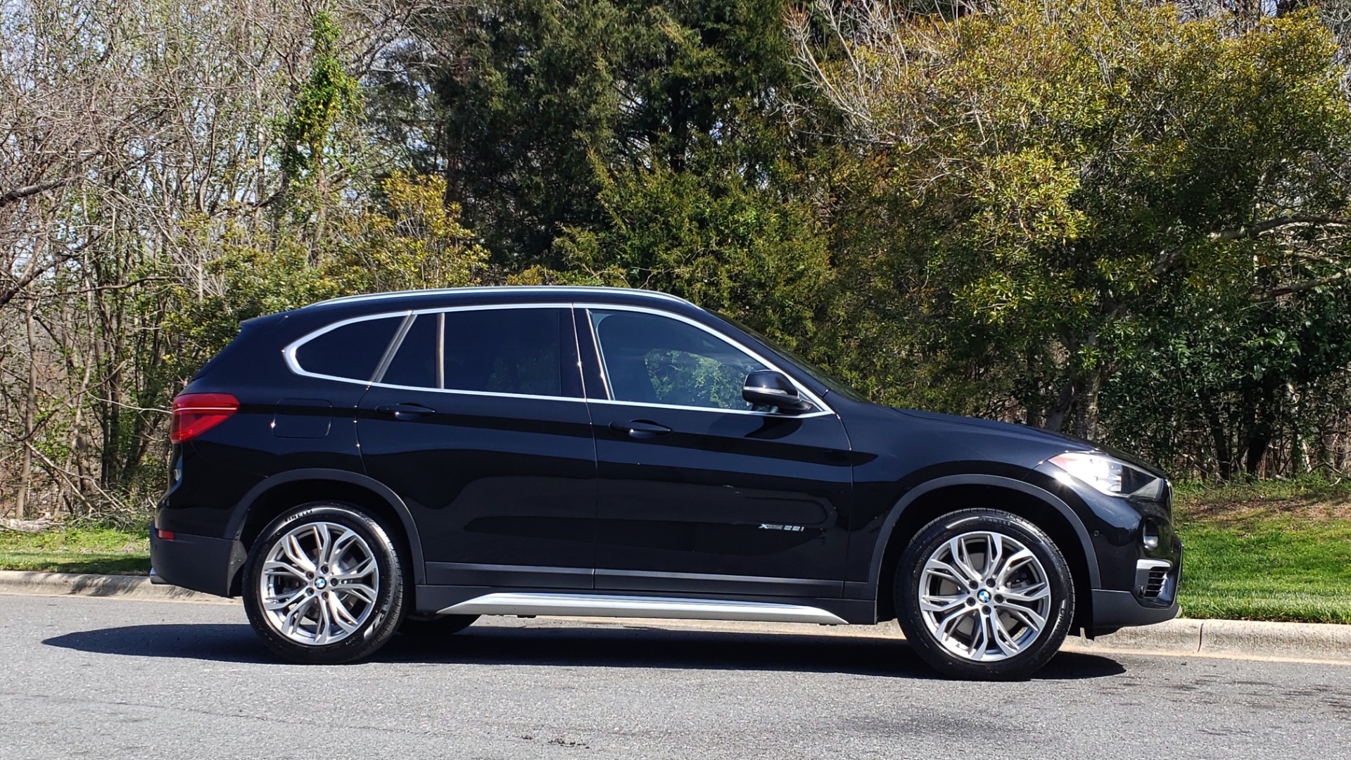 Used 2017 BMW X1 XDRIVE28I / COLD WTHR / DRIVER ASST / REARVIEW / PARK ASST for sale Sold at Formula Imports in Charlotte NC 28227 5