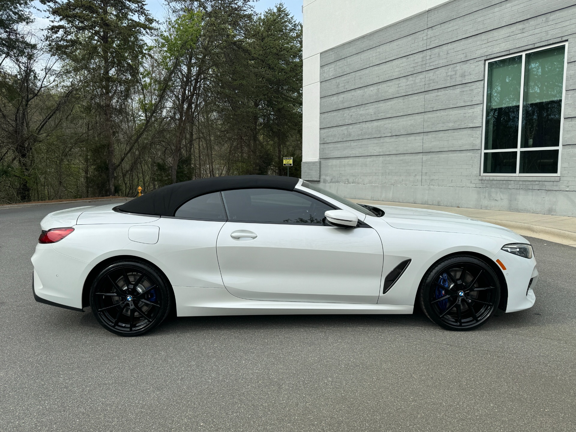 Used 2022 BMW 8 Series 840i EXTENDED MERINO LEATHER / COMFORT SEATING PKG / DRIVING ASSISTANCE PKG for sale Sold at Formula Imports in Charlotte NC 28227 14