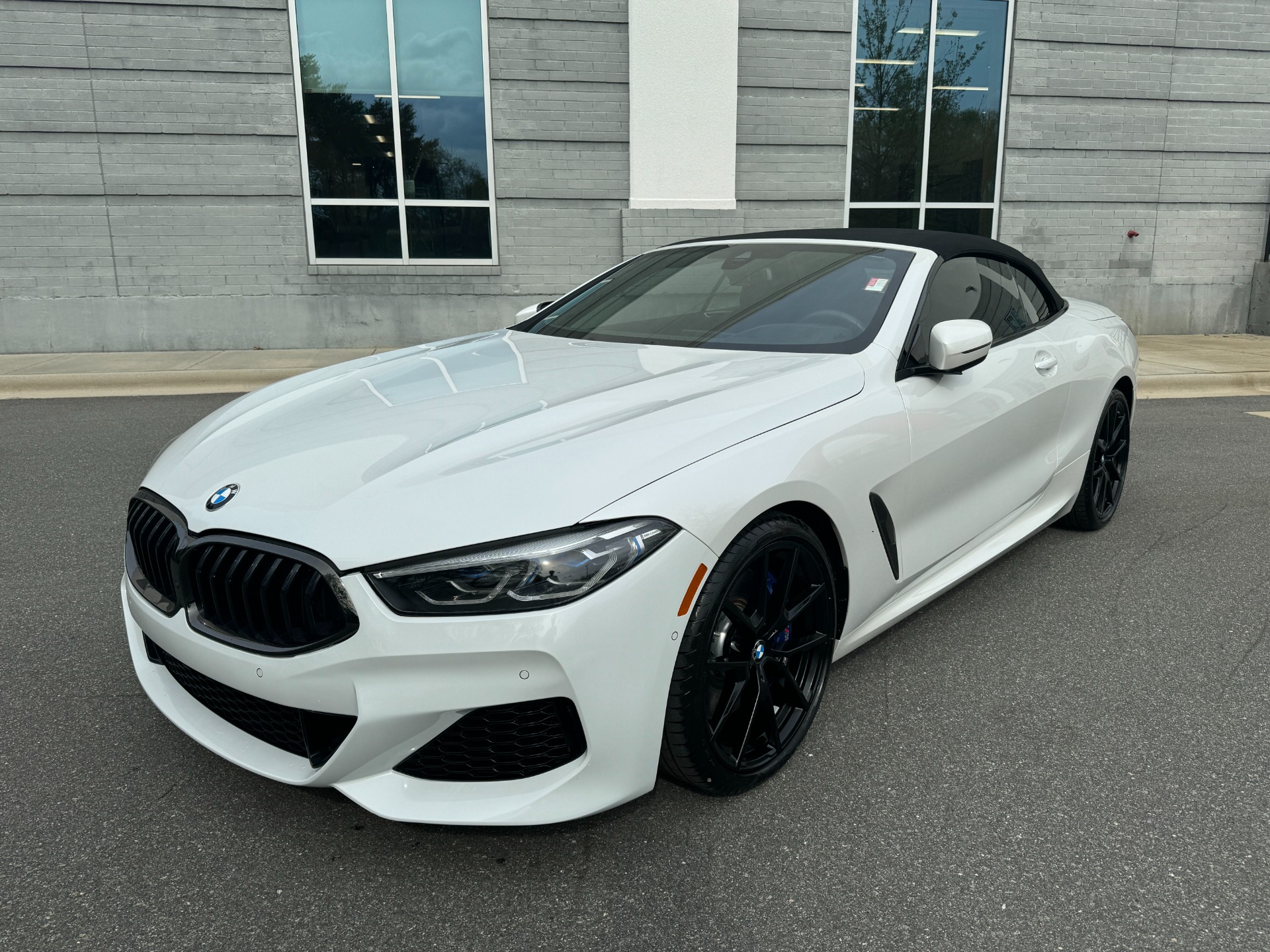Used 2022 BMW 8 Series 840i EXTENDED MERINO LEATHER / COMFORT SEATING PKG / DRIVING ASSISTANCE PKG for sale Sold at Formula Imports in Charlotte NC 28227 3