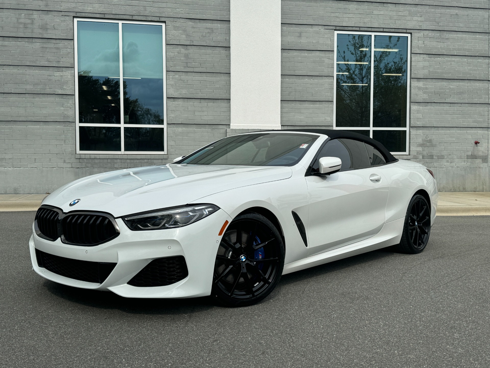 Used 2022 BMW 8 Series 840i EXTENDED MERINO LEATHER / COMFORT SEATING PKG / DRIVING ASSISTANCE PKG for sale Sold at Formula Imports in Charlotte NC 28227 1