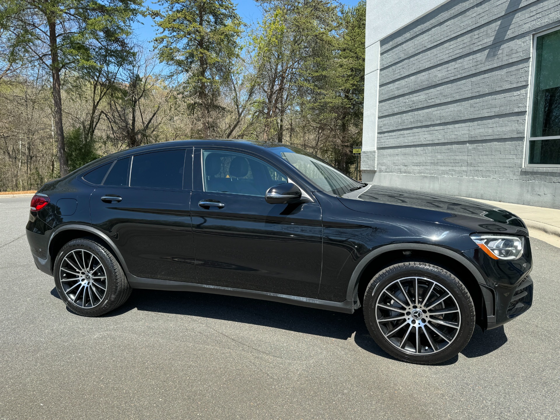 Used 2021 Mercedes-Benz GLC 300 AMG NIGHT PKG BURMEISTER 20 WHEELS for sale Sold at Formula Imports in Charlotte NC 28227 15