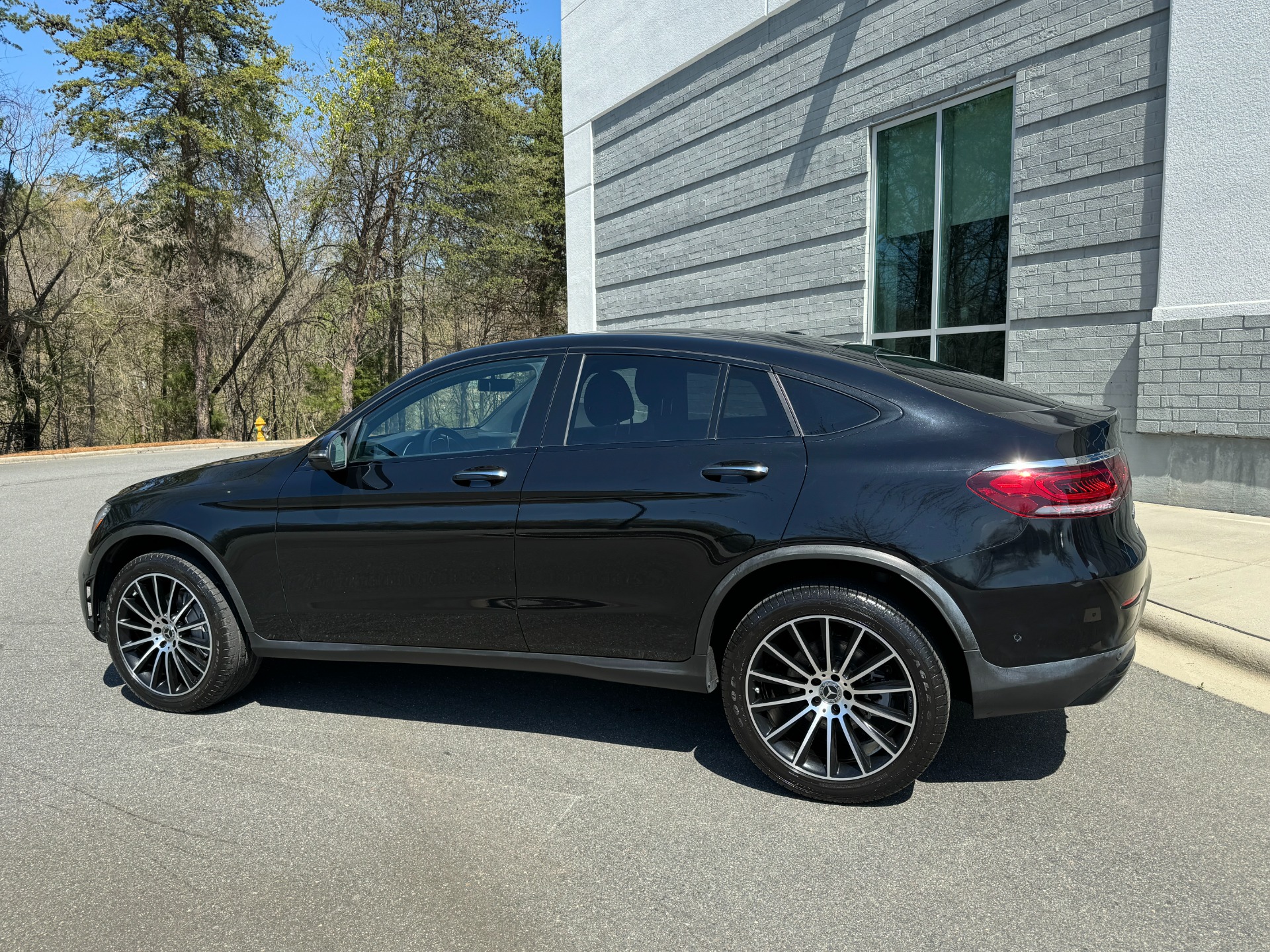 Used 2021 Mercedes-Benz GLC 300 AMG NIGHT PKG BURMEISTER 20 WHEELS for sale Sold at Formula Imports in Charlotte NC 28227 7
