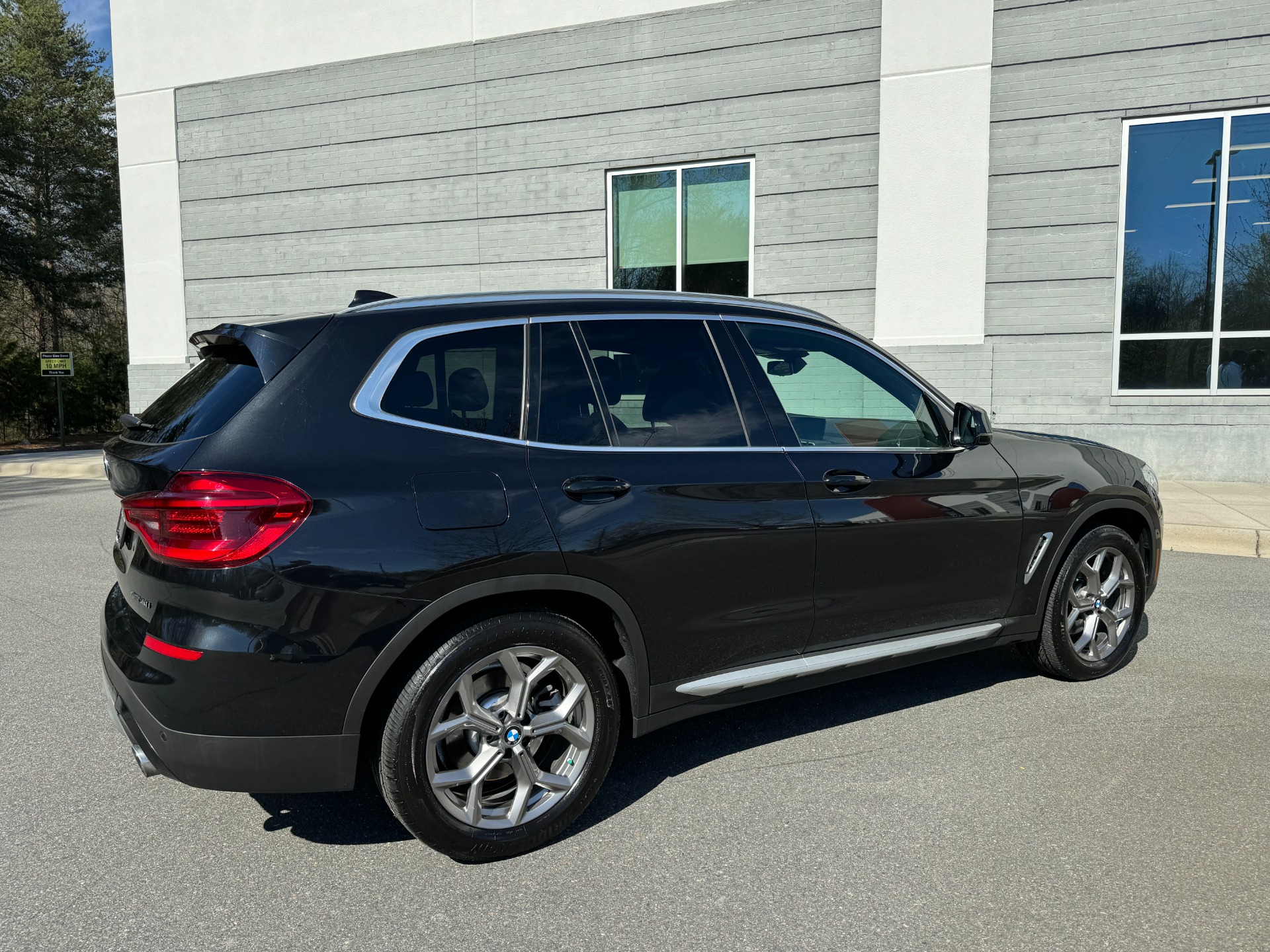 Used 2021 BMW X3 xDrive30i PREMIUM PACKAGE / PANORAMIC MOONROOF / APPLE CARPLAY for sale Sold at Formula Imports in Charlotte NC 28227 12