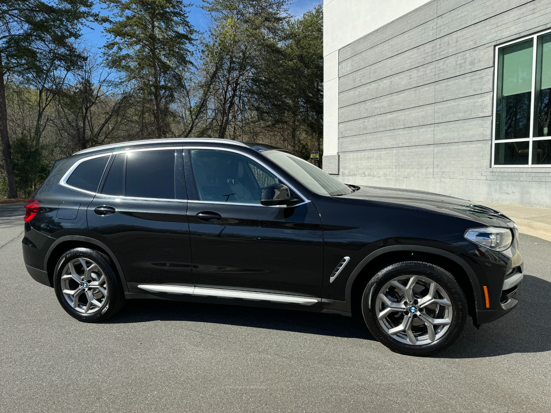 Used 2021 BMW X3 xDrive30i PREMIUM PACKAGE / PANORAMIC MOONROOF / APPLE CARPLAY for sale Sold at Formula Imports in Charlotte NC 28227 15