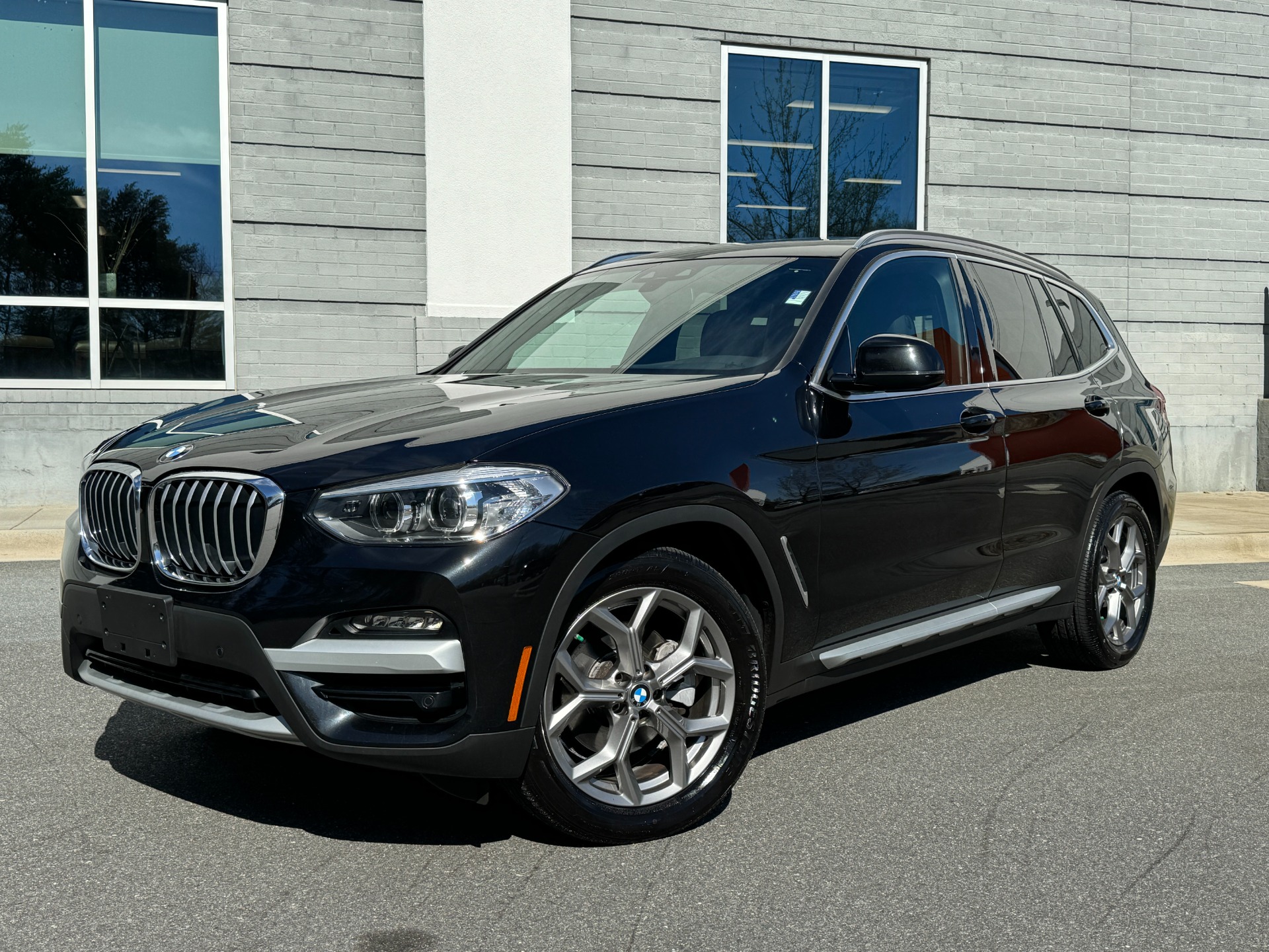 Used 2021 BMW X3 xDrive30i PREMIUM PACKAGE / PANORAMIC MOONROOF / APPLE CARPLAY for sale Sold at Formula Imports in Charlotte NC 28227 1