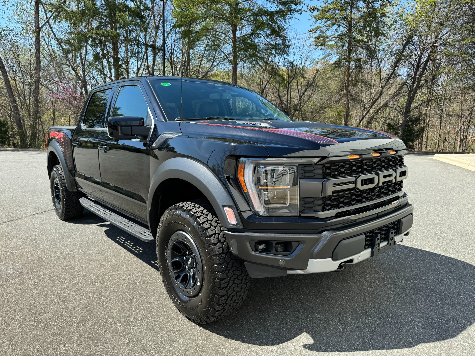 Used 2023 Ford F-150 Raptor MOONROOF / CARBON FIBER PKG / RAPTOR EXTERIOR PKG / FORGED WHEELS for sale Sold at Formula Imports in Charlotte NC 28227 14