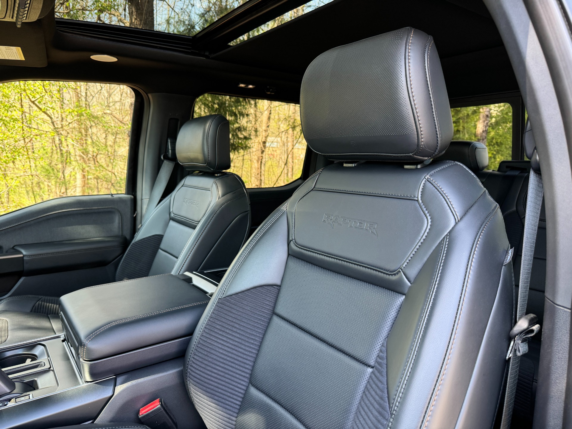 Used 2023 Ford F-150 Raptor MOONROOF / CARBON FIBER PKG / RAPTOR EXTERIOR PKG / FORGED WHEELS for sale Sold at Formula Imports in Charlotte NC 28227 24