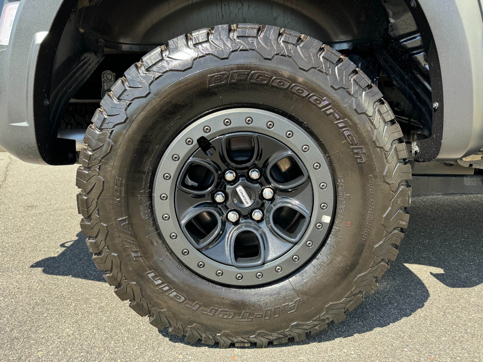 Used 2023 Ford F-150 Raptor MOONROOF / CARBON FIBER PKG / RAPTOR EXTERIOR PKG / FORGED WHEELS for sale Sold at Formula Imports in Charlotte NC 28227 61