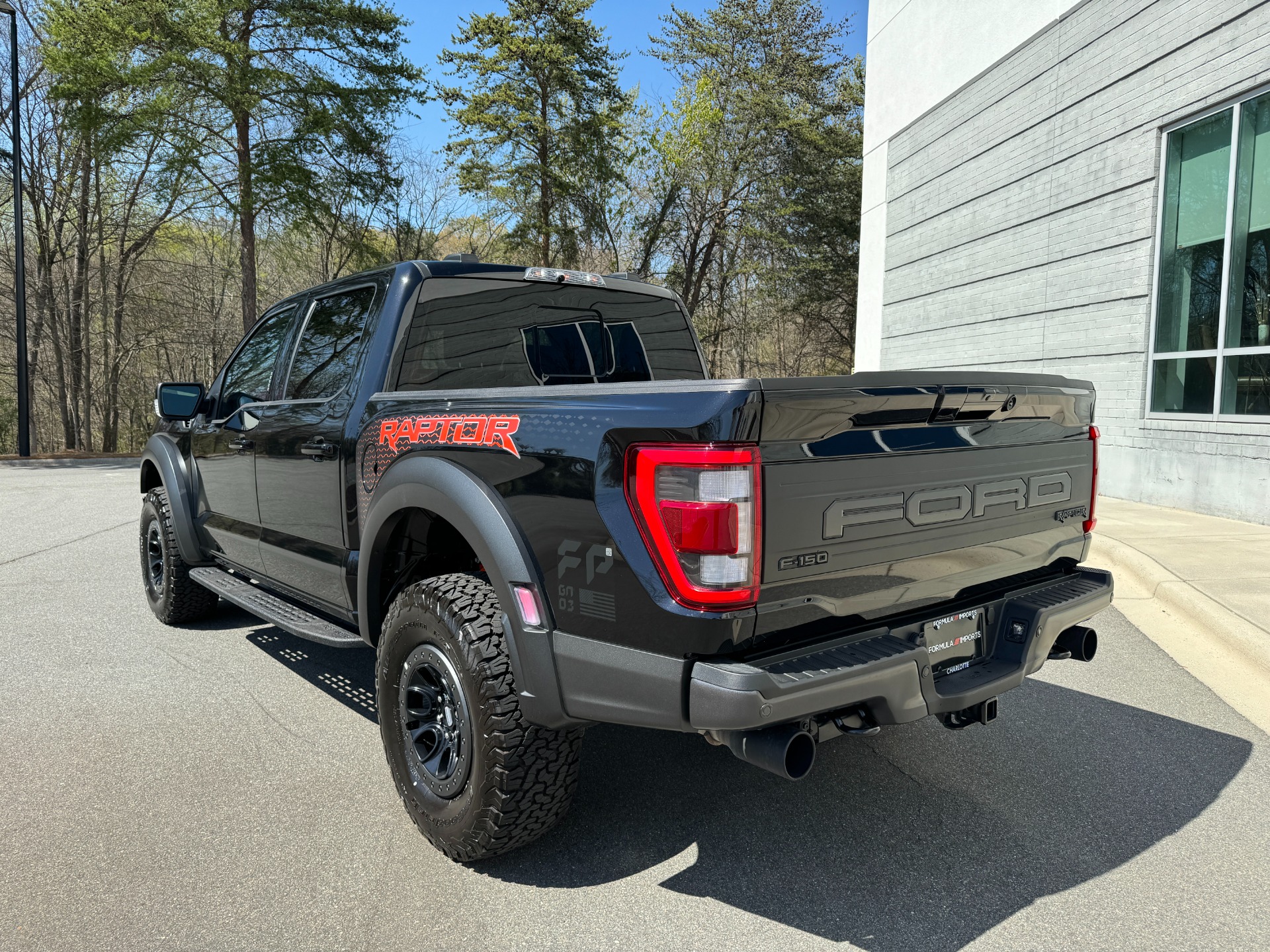 Used 2023 Ford F-150 Raptor MOONROOF / CARBON FIBER PKG / RAPTOR EXTERIOR PKG / FORGED WHEELS for sale Sold at Formula Imports in Charlotte NC 28227 8