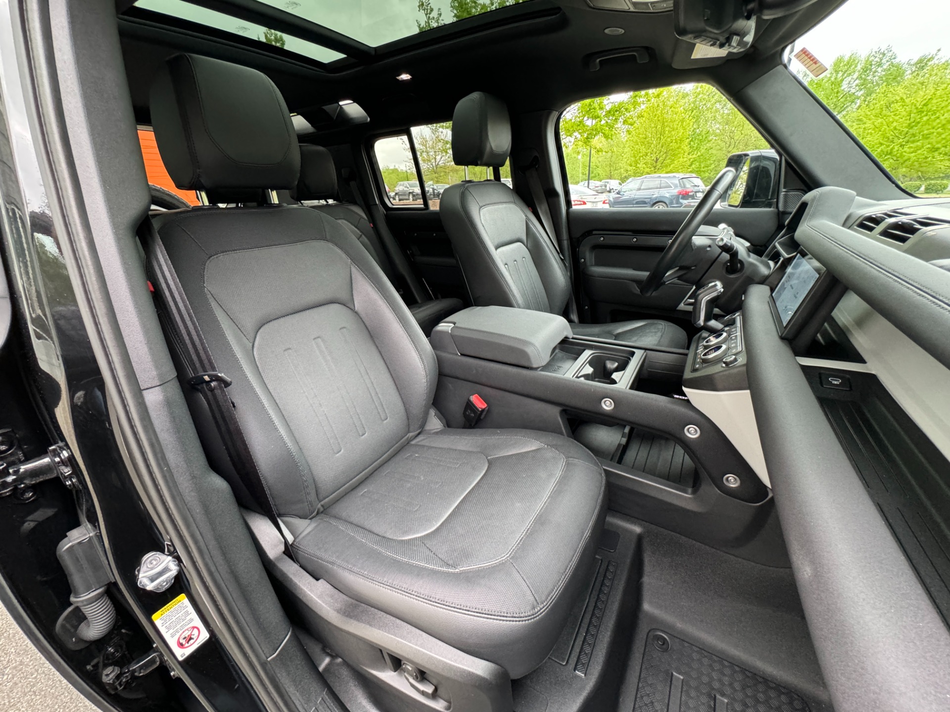 Used 2022 Land Rover Defender X-Dynamic SE 20 WHEELS / OFF-ROAD TIRES / COLD CLIMATE PKG for sale Sold at Formula Imports in Charlotte NC 28227 46