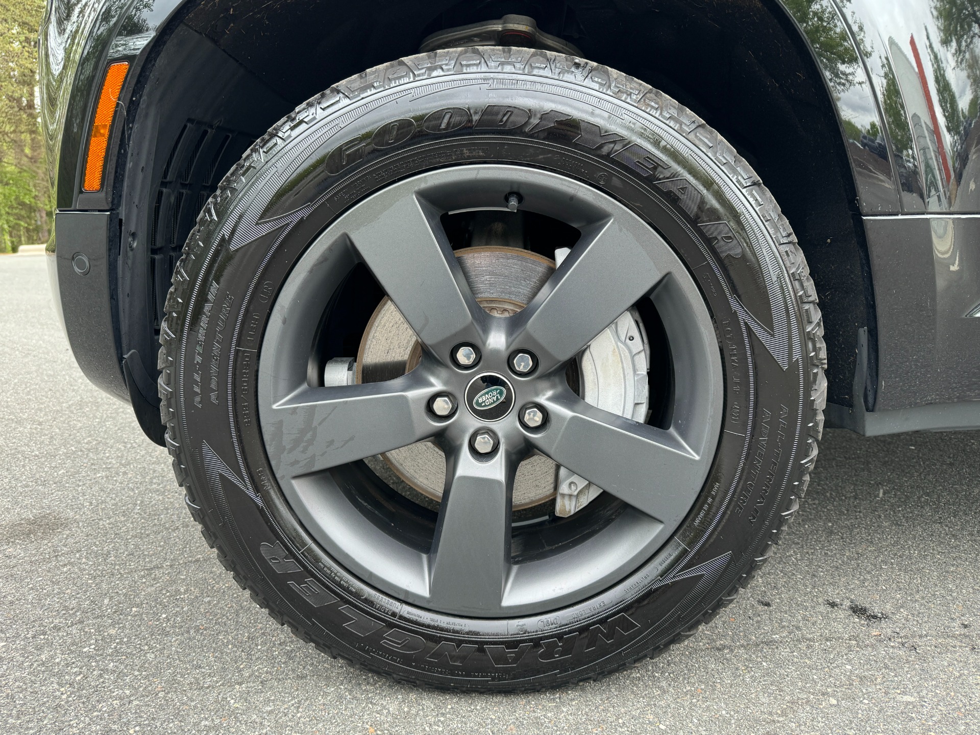 Used 2022 Land Rover Defender X-Dynamic SE 20 WHEELS / OFF-ROAD TIRES / COLD CLIMATE PKG for sale Sold at Formula Imports in Charlotte NC 28227 58