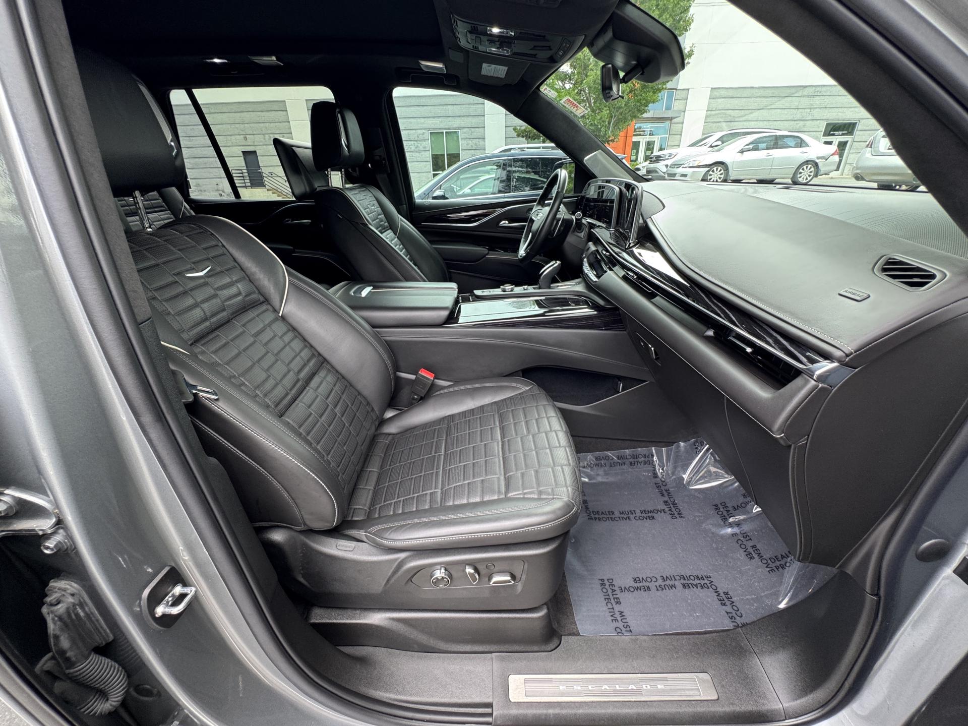 Used 2023 Cadillac Escalade AWD V-Series 6.2L SUPERCHARGED V8 / VOSSEN WHEELS for sale $125,995 at Formula Imports in Charlotte NC 28227 51