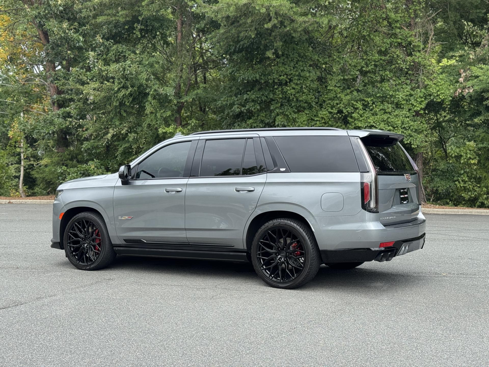 Used 2023 Cadillac Escalade AWD V-Series 6.2L SUPERCHARGED V8 / VOSSEN WHEELS for sale $125,995 at Formula Imports in Charlotte NC 28227 7
