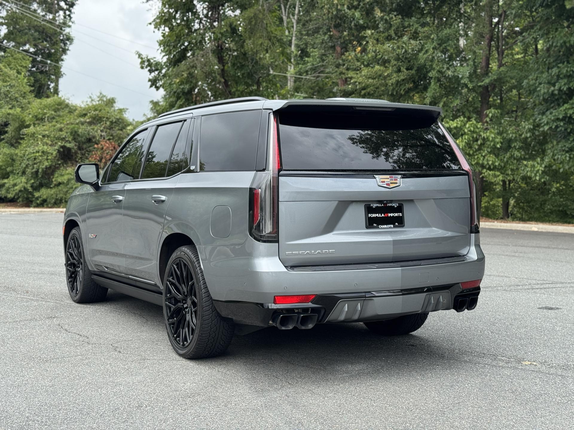 Used 2023 Cadillac Escalade AWD V-Series 6.2L SUPERCHARGED V8 / VOSSEN WHEELS for sale $125,995 at Formula Imports in Charlotte NC 28227 8