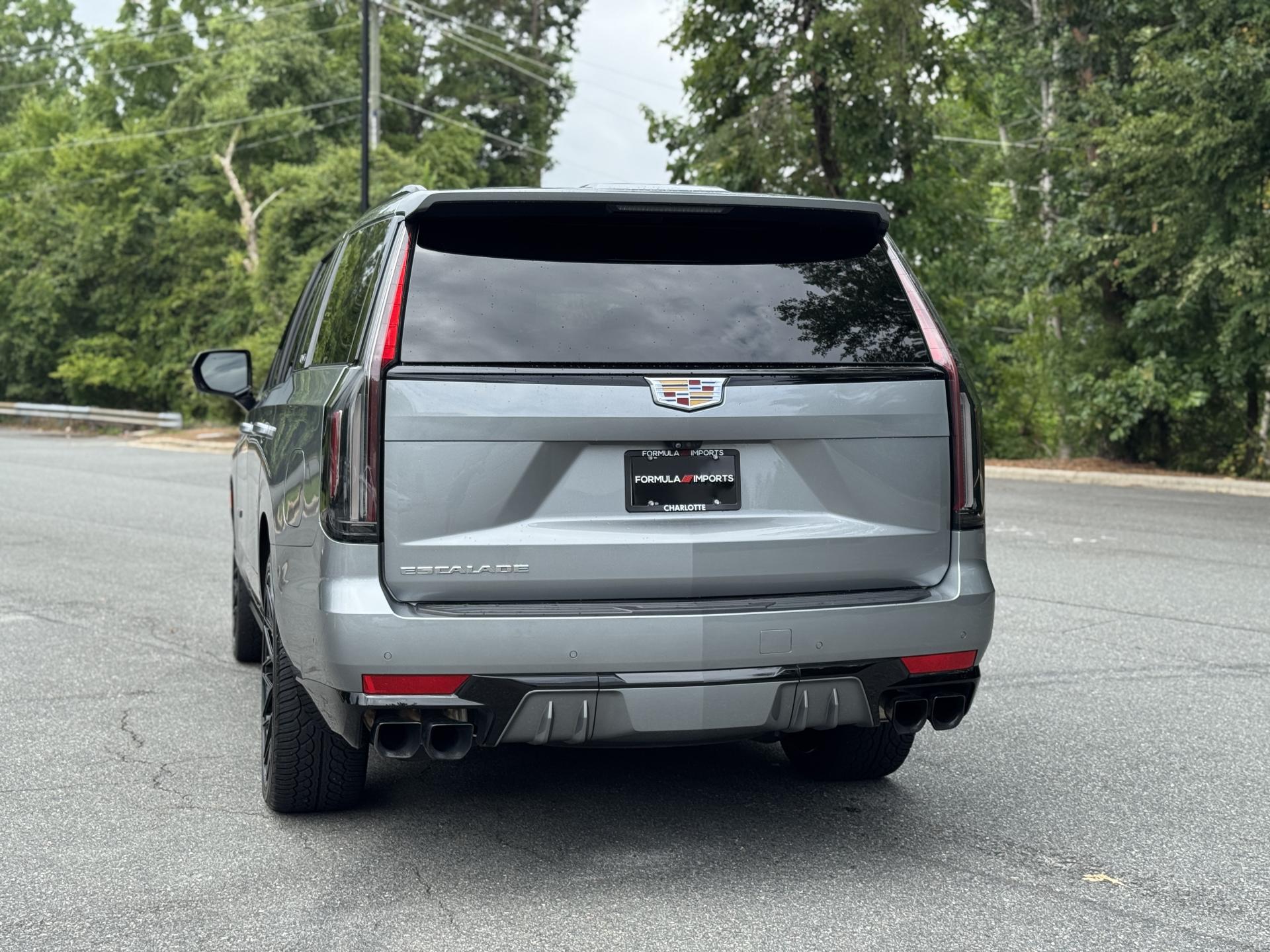 Used 2023 Cadillac Escalade AWD V-Series 6.2L SUPERCHARGED V8 / VOSSEN WHEELS for sale $125,995 at Formula Imports in Charlotte NC 28227 9