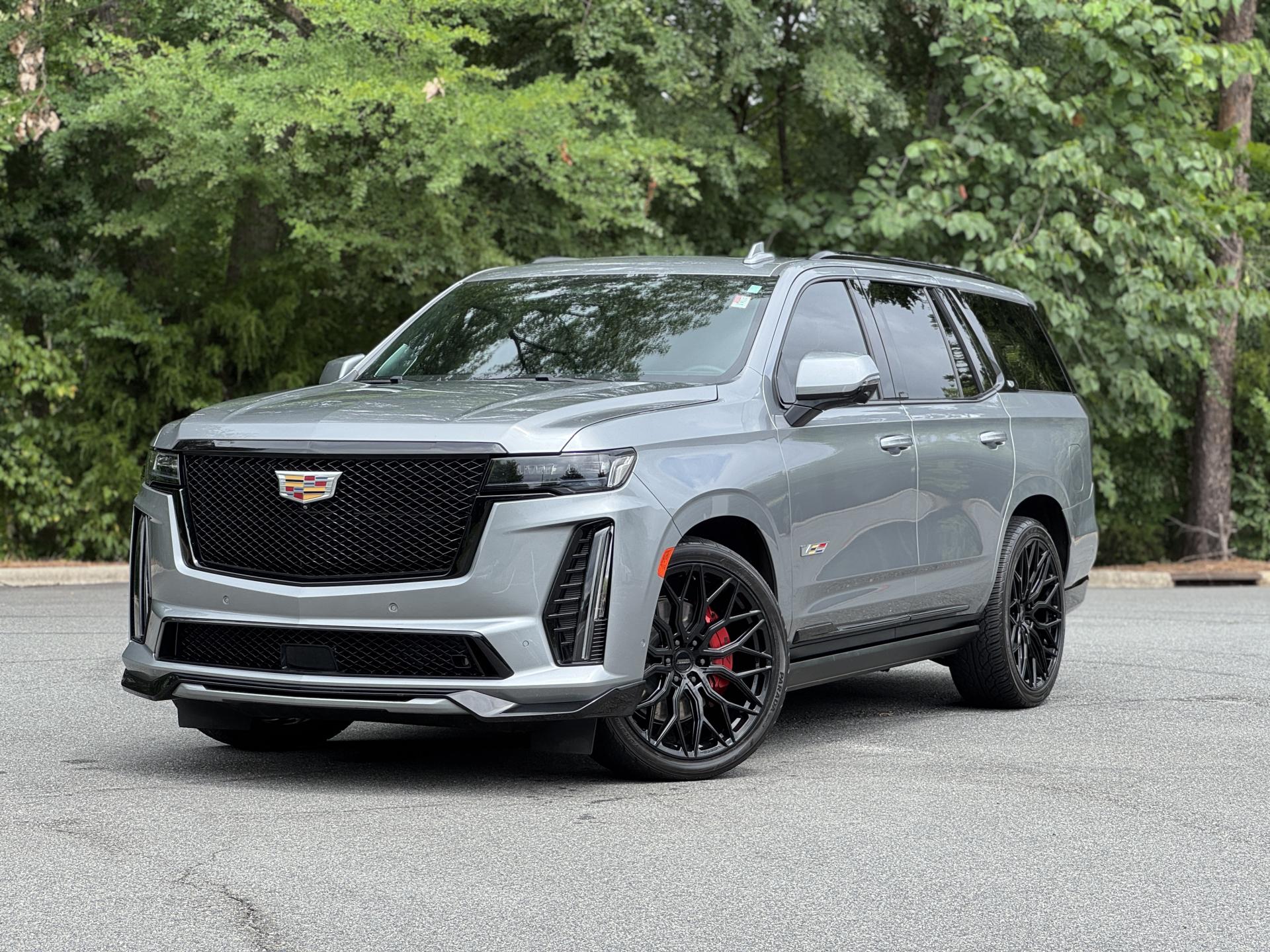 Used 2023 Cadillac Escalade AWD V-Series 6.2L SUPERCHARGED V8 / VOSSEN WHEELS for sale $125,995 at Formula Imports in Charlotte NC 28227 1