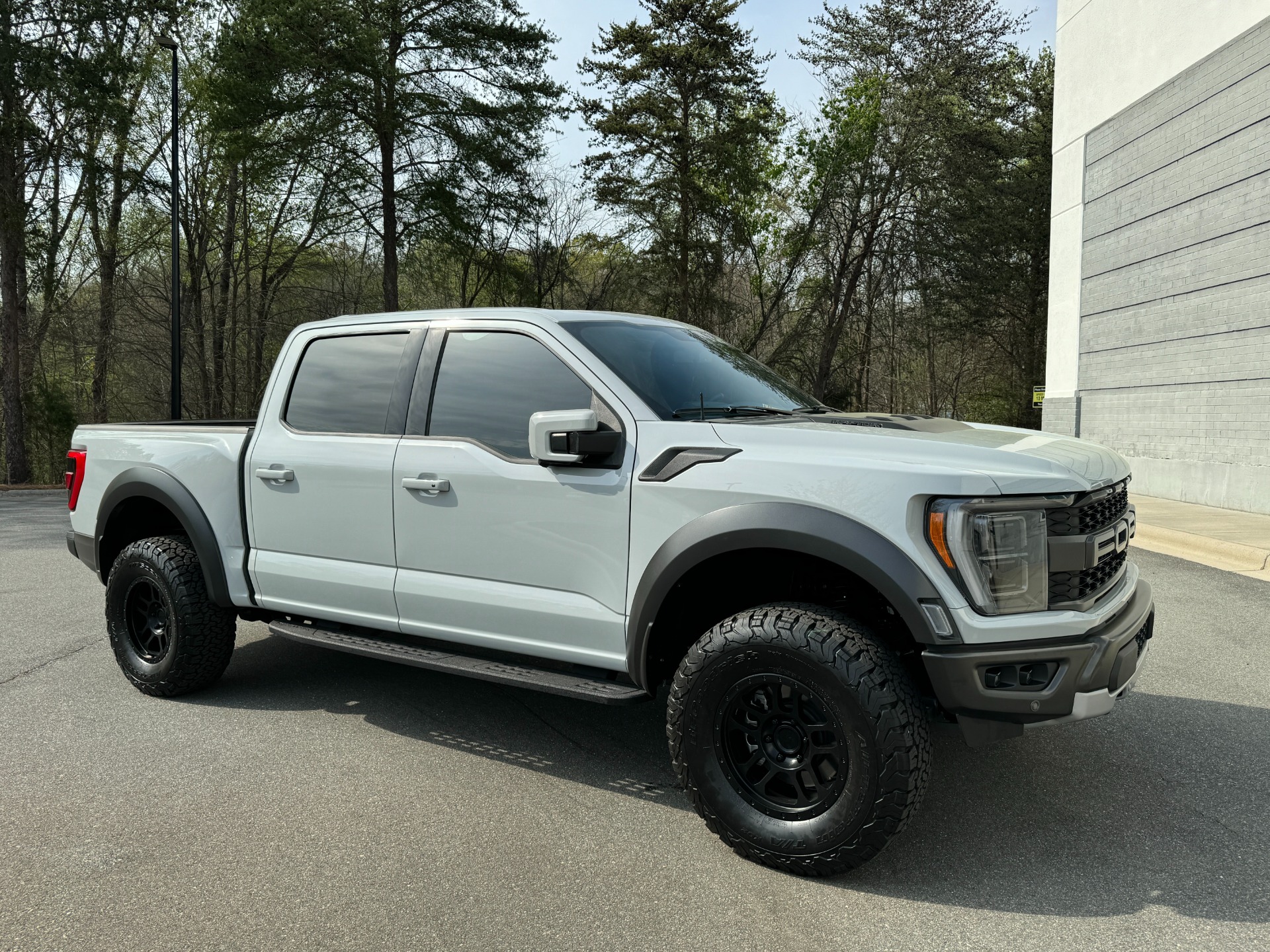 Used 2023 Ford F-150 RAPTOR SUNROOF/LEVELED/CUSTOM WHEELS for sale Sold at Formula Imports in Charlotte NC 28227 16