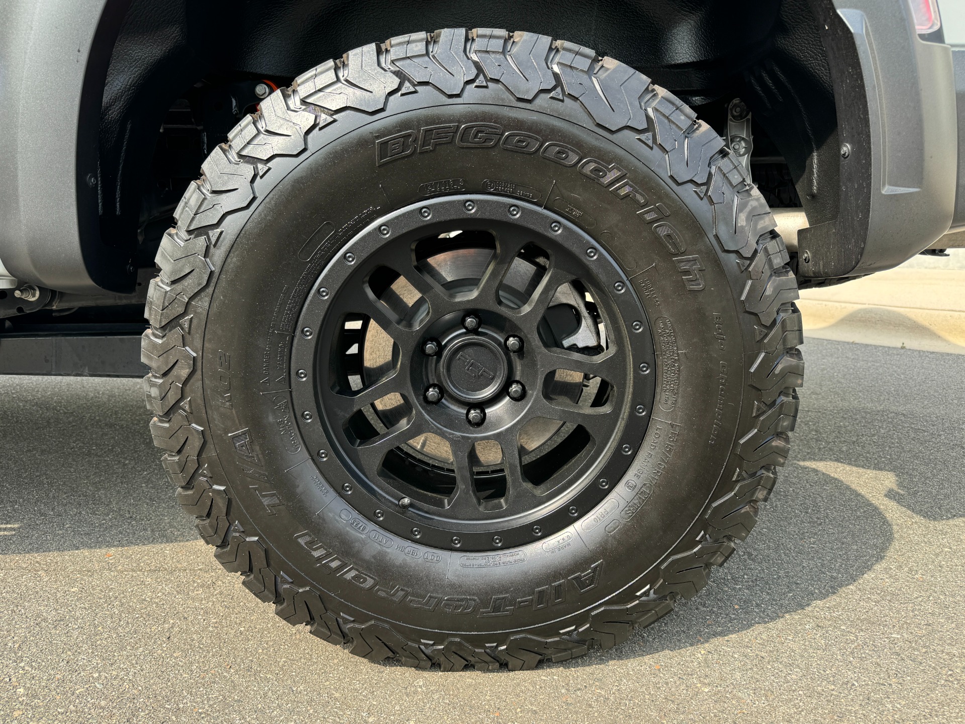 Used 2023 Ford F-150 RAPTOR SUNROOF/LEVELED/CUSTOM WHEELS for sale Sold at Formula Imports in Charlotte NC 28227 57