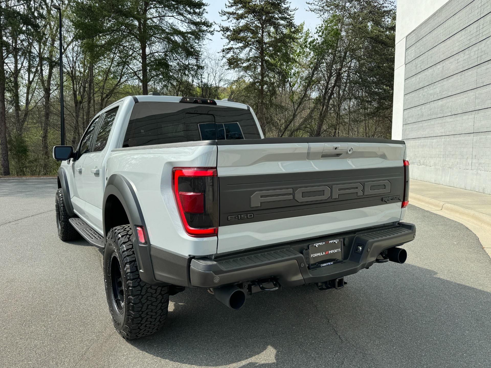 Used 2023 Ford F-150 RAPTOR SUNROOF/LEVELED/CUSTOM WHEELS for sale Sold at Formula Imports in Charlotte NC 28227 9