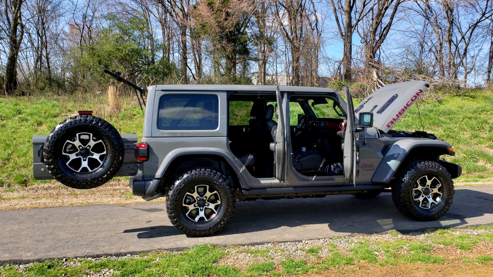 Used 2020 Jeep WRANGLER UNLIMITED RUBICON 4WD / POWER TOP / NAV / ALPINE / REARVIEW for sale Sold at Formula Imports in Charlotte NC 28227 17