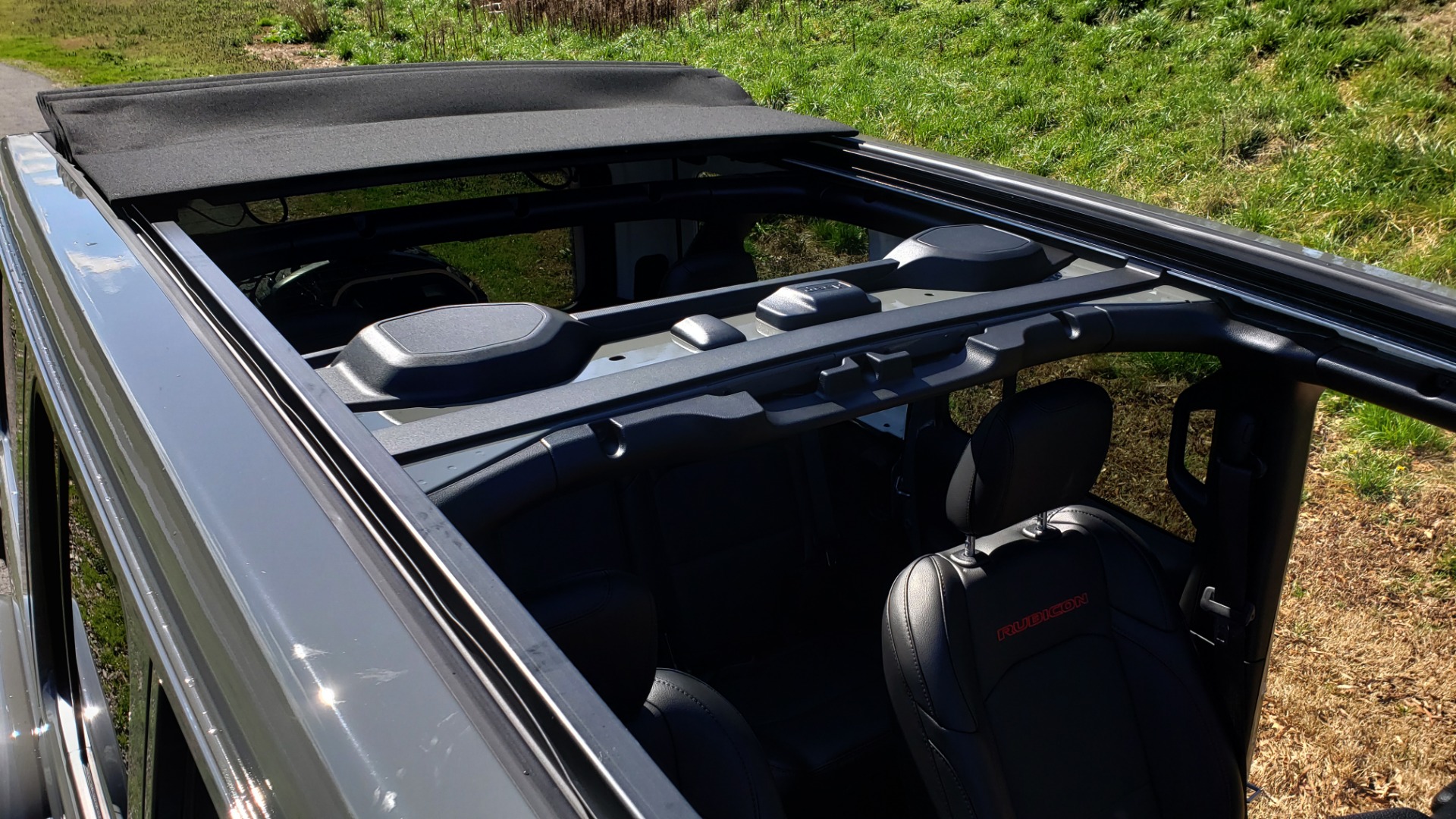 Used 2020 Jeep WRANGLER UNLIMITED RUBICON 4WD / POWER TOP / NAV / ALPINE / REARVIEW for sale Sold at Formula Imports in Charlotte NC 28227 37