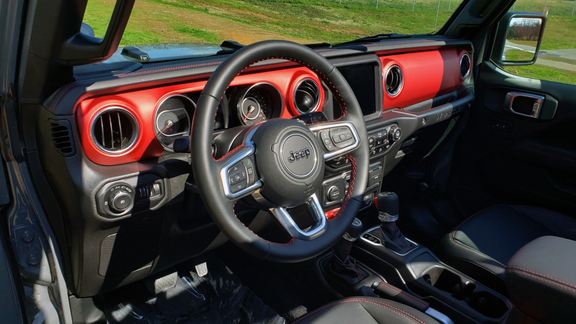 Used 2020 Jeep WRANGLER UNLIMITED RUBICON 4WD / POWER TOP / NAV / ALPINE / REARVIEW for sale Sold at Formula Imports in Charlotte NC 28227 41