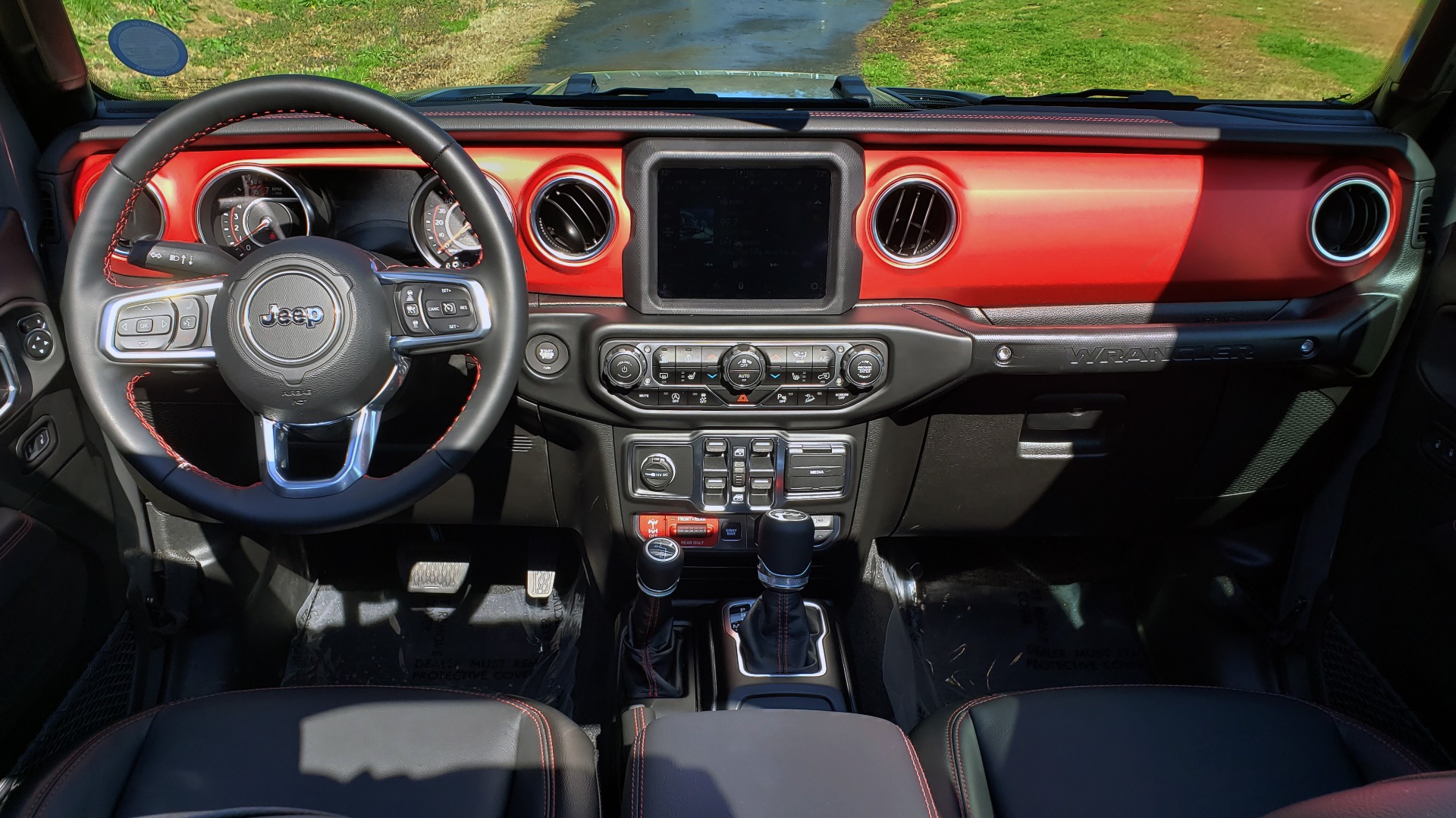 Used 2020 Jeep WRANGLER UNLIMITED RUBICON 4WD / POWER TOP / NAV / ALPINE / REARVIEW for sale Sold at Formula Imports in Charlotte NC 28227 42