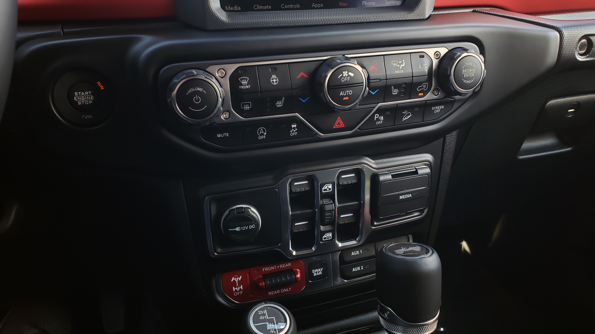 Used 2020 Jeep WRANGLER UNLIMITED RUBICON 4WD / POWER TOP / NAV / ALPINE / REARVIEW for sale Sold at Formula Imports in Charlotte NC 28227 46