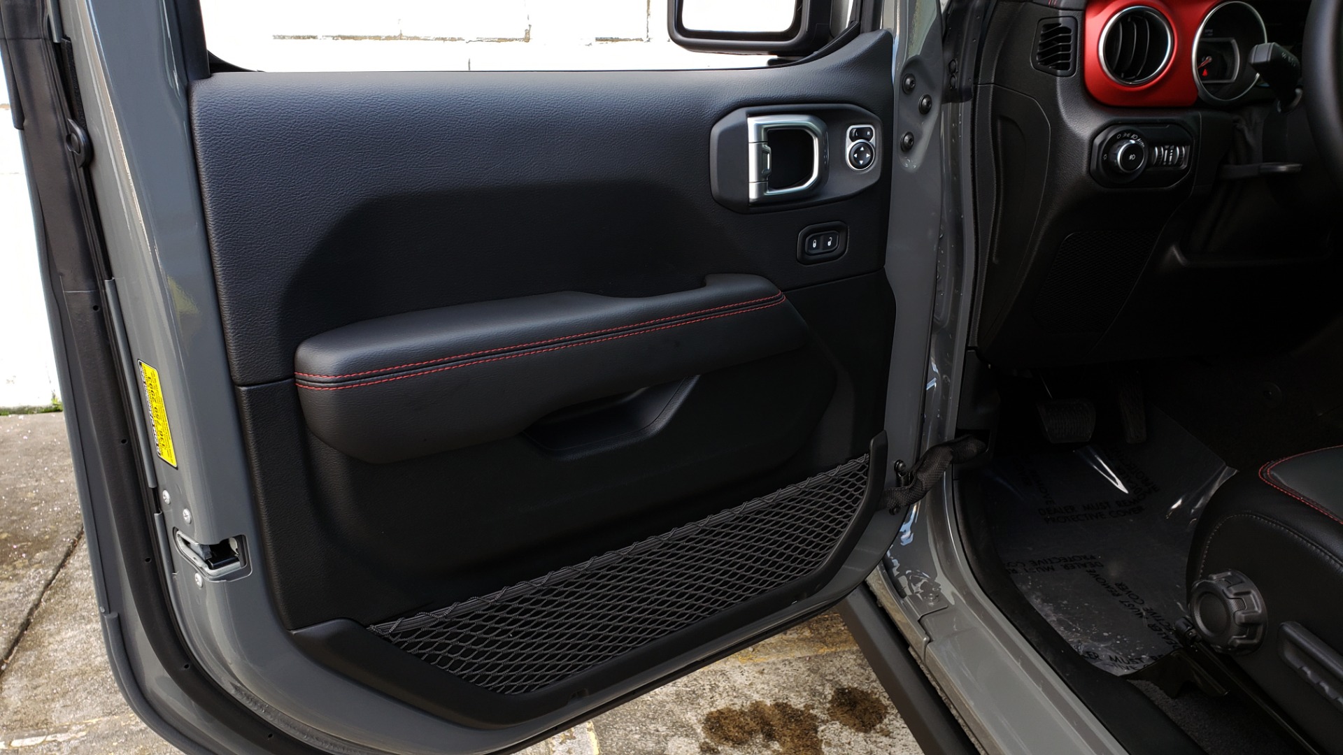 Used 2020 Jeep WRANGLER UNLIMITED RUBICON 4WD / POWER TOP / NAV / ALPINE / REARVIEW for sale Sold at Formula Imports in Charlotte NC 28227 47