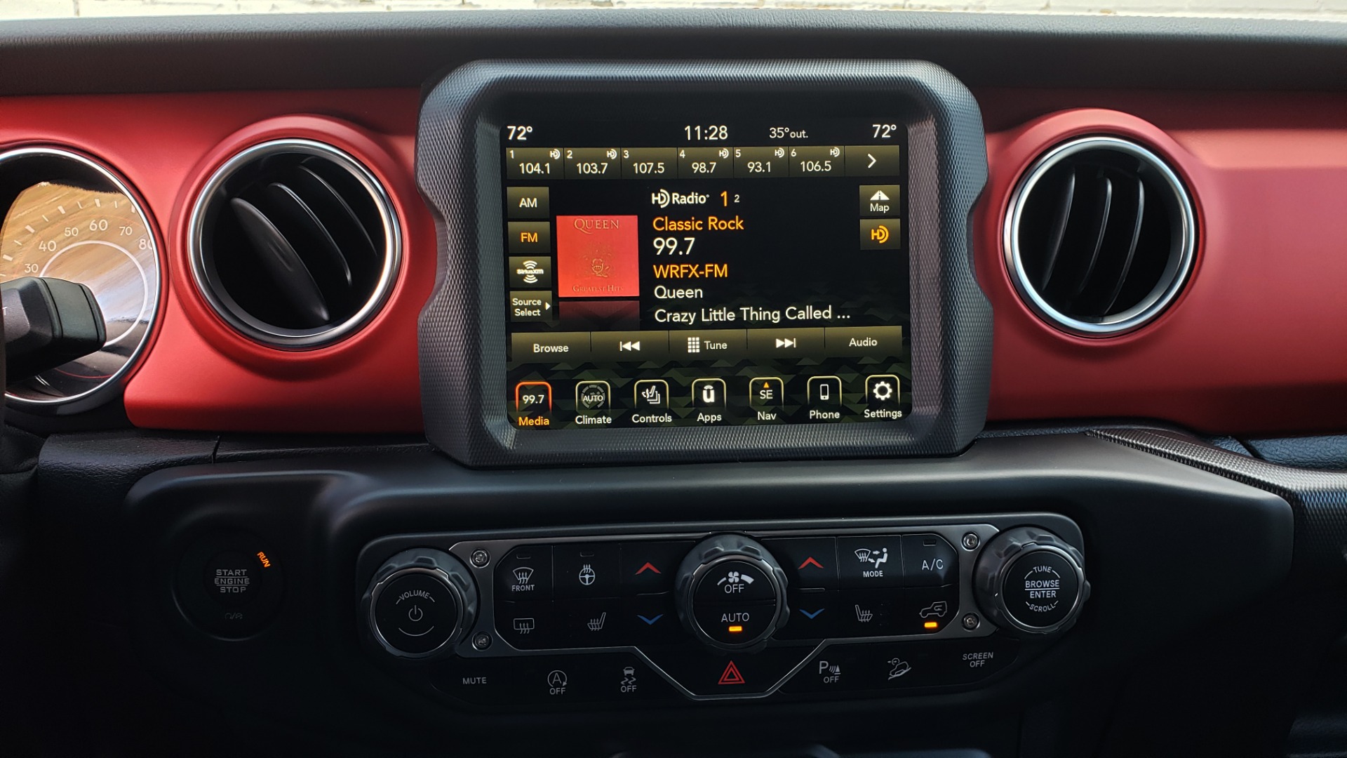Used 2020 Jeep WRANGLER UNLIMITED RUBICON 4WD / POWER TOP / NAV / ALPINE / REARVIEW for sale Sold at Formula Imports in Charlotte NC 28227 58