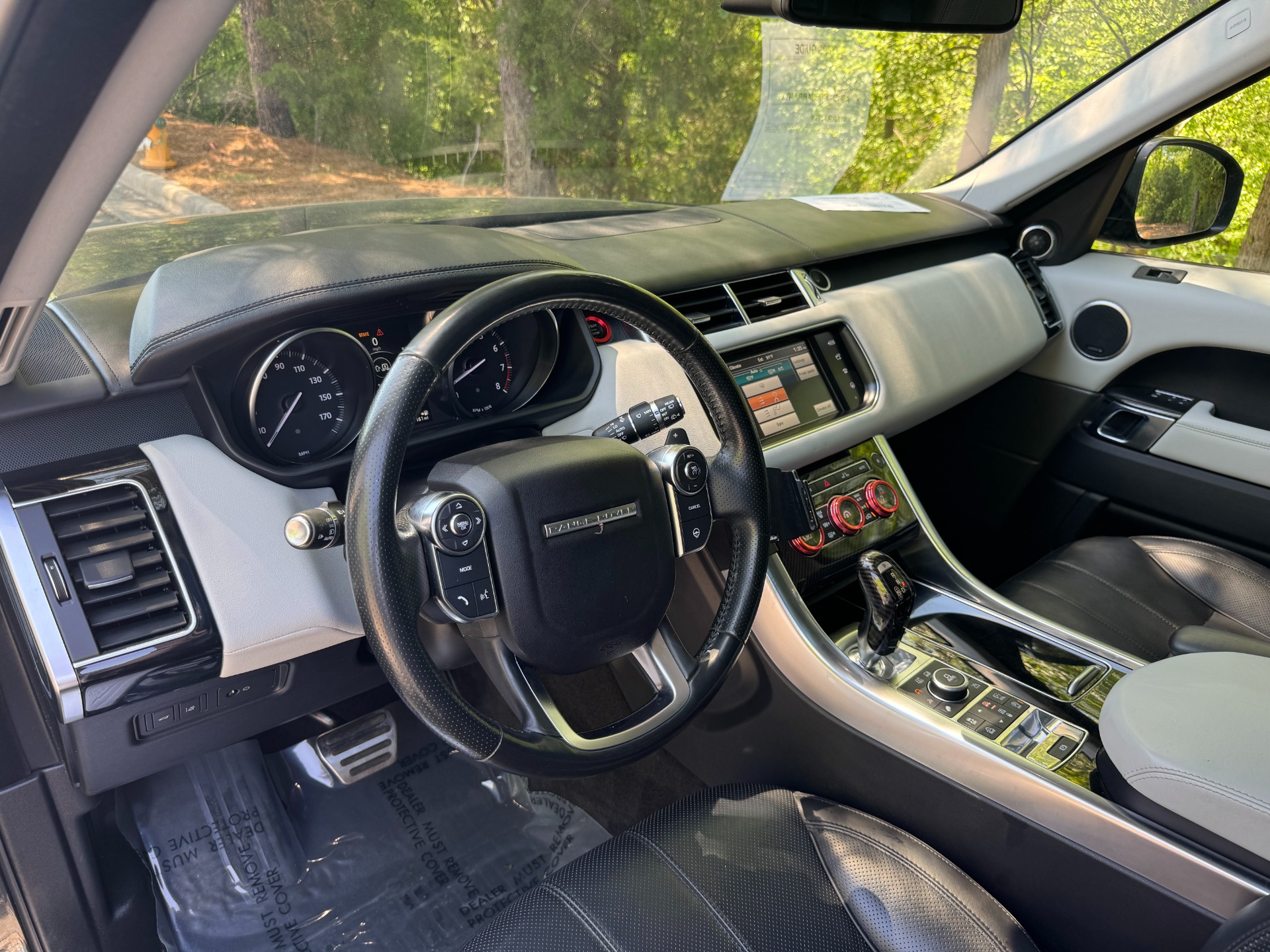 Used 2016 Land Rover Range Rover Sport V8 SUPERCHARGED / COMFORT & VISIBILITY PKG / MERIDIAN PREMIUM SOUND / DRIVER A for sale Sold at Formula Imports in Charlotte NC 28227 27
