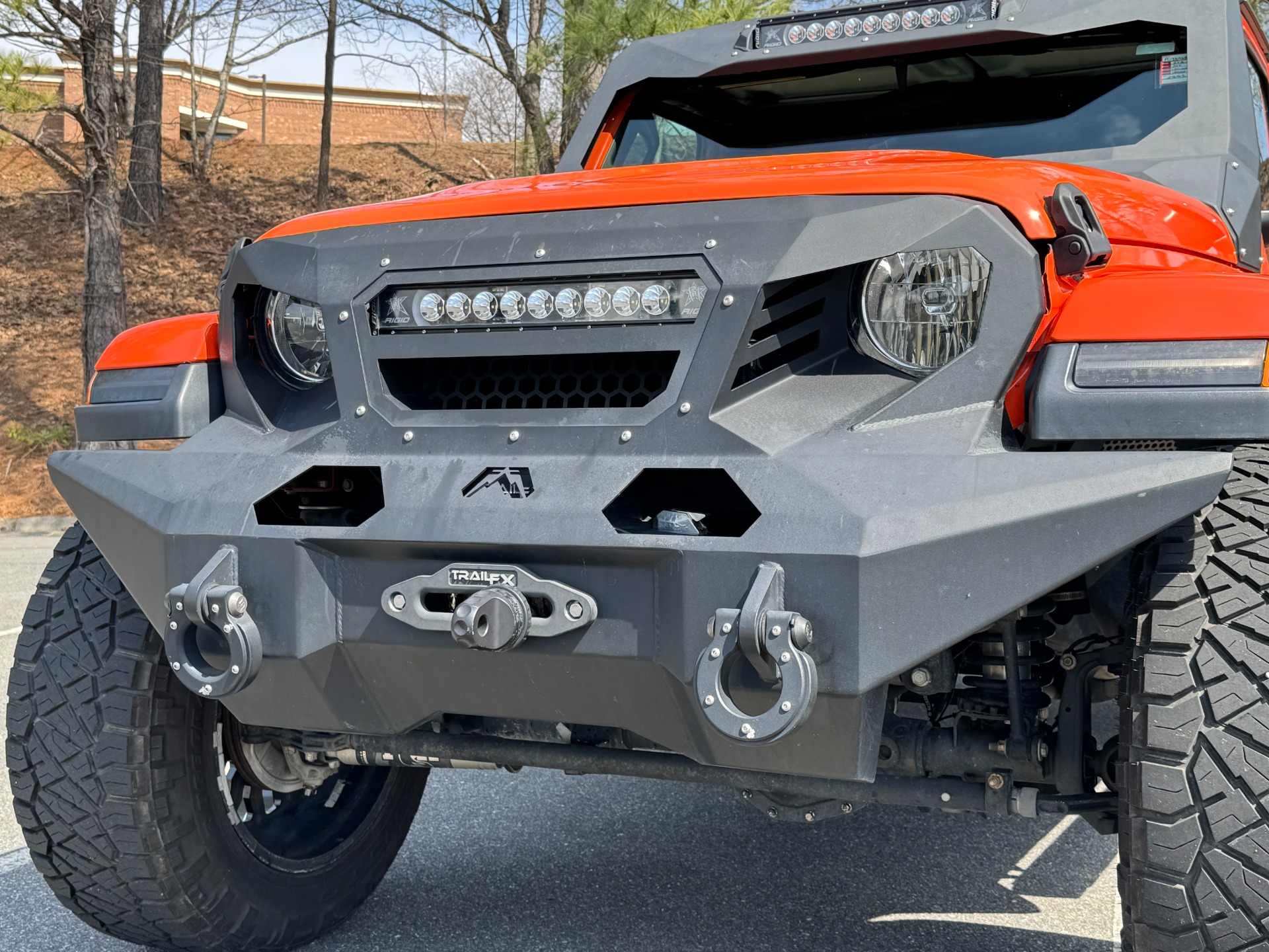 Used 2018 Jeep Wrangler Unlimited Sahara HARD TOP / WHEELS & ACCESSORIES for sale Sold at Formula Imports in Charlotte NC 28227 17