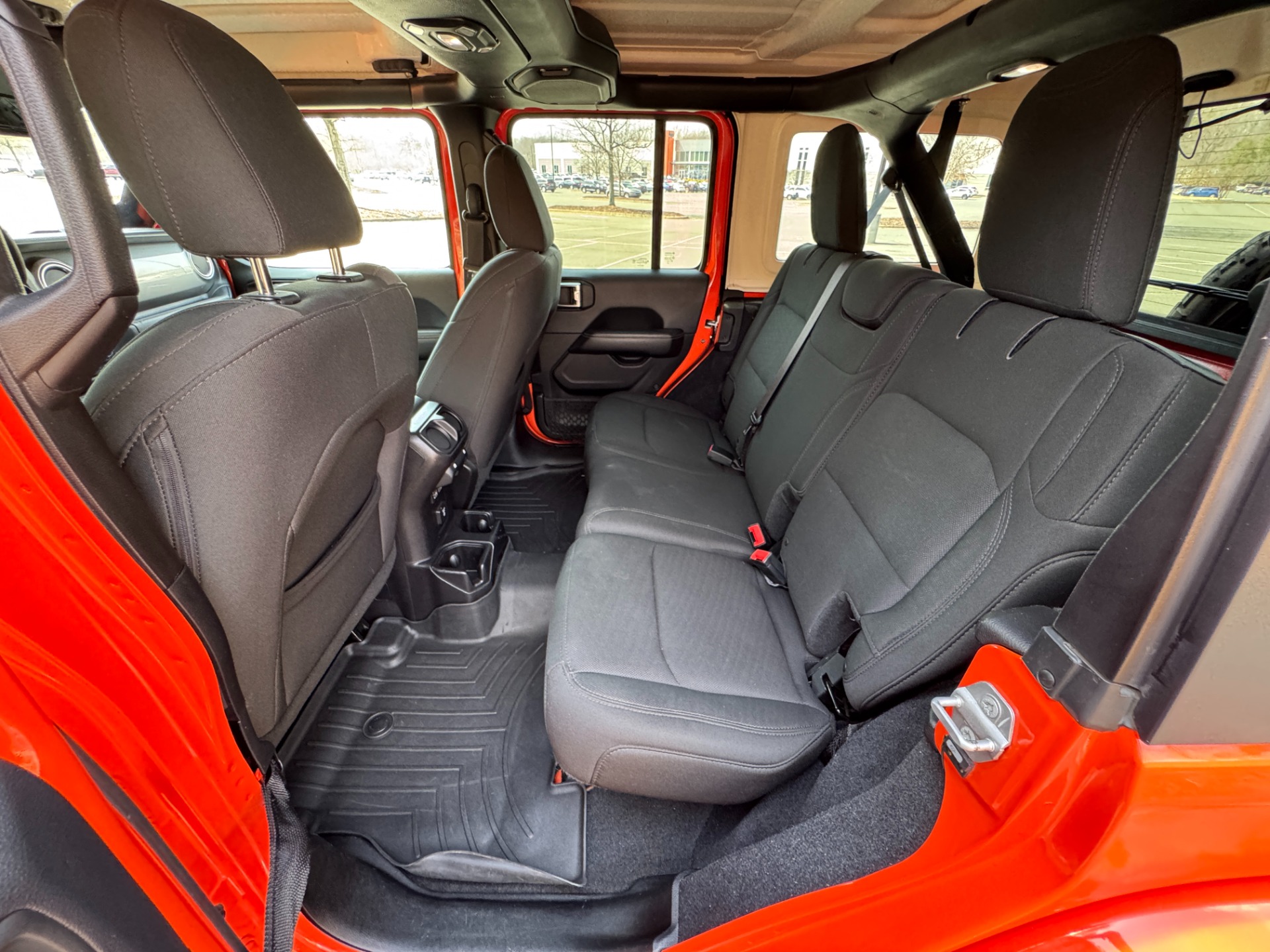 Used 2018 Jeep Wrangler Unlimited Sahara HARD TOP / WHEELS & ACCESSORIES for sale Sold at Formula Imports in Charlotte NC 28227 51