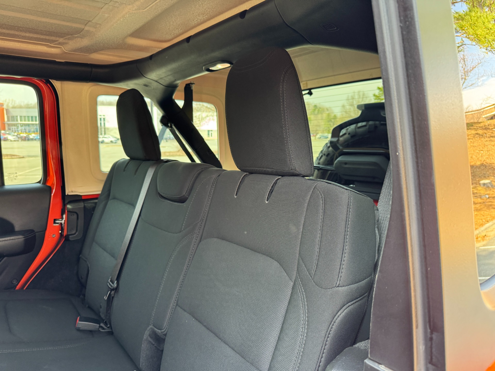 Used 2018 Jeep Wrangler Unlimited Sahara HARD TOP / WHEELS & ACCESSORIES for sale Sold at Formula Imports in Charlotte NC 28227 53