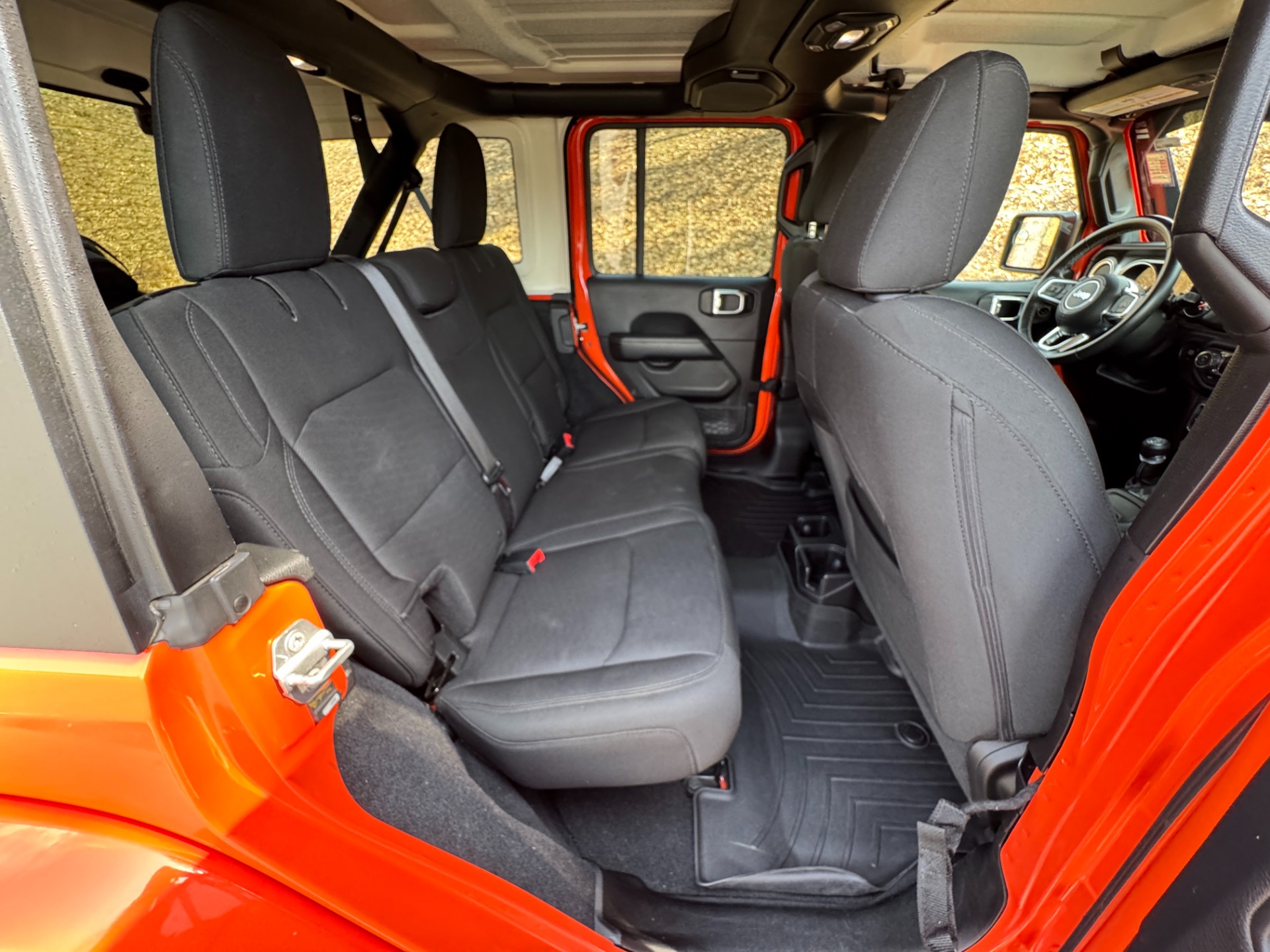 Used 2018 Jeep Wrangler Unlimited Sahara HARD TOP / WHEELS & ACCESSORIES for sale Sold at Formula Imports in Charlotte NC 28227 64